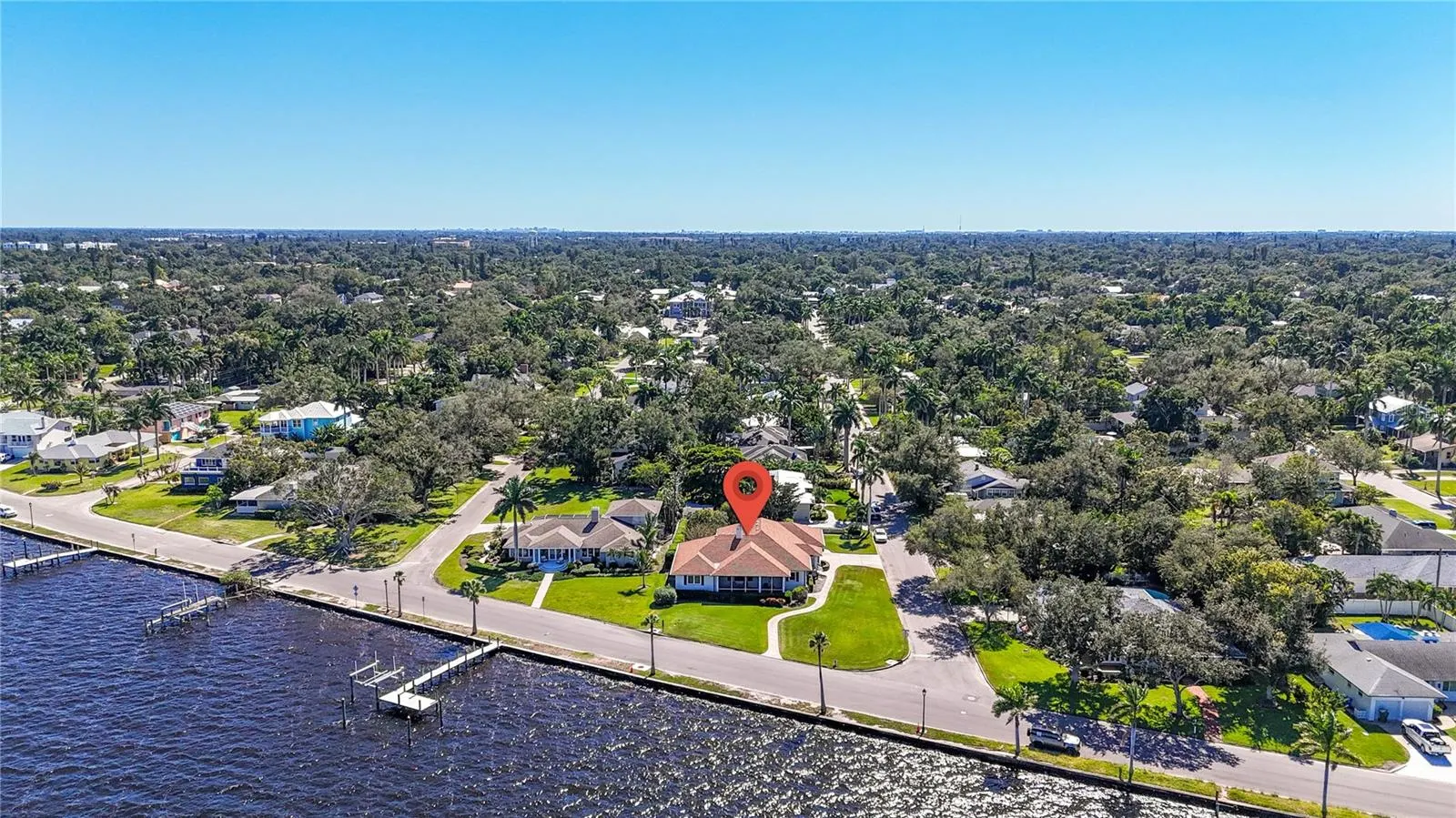 2305 RIVERVIEW BLVD