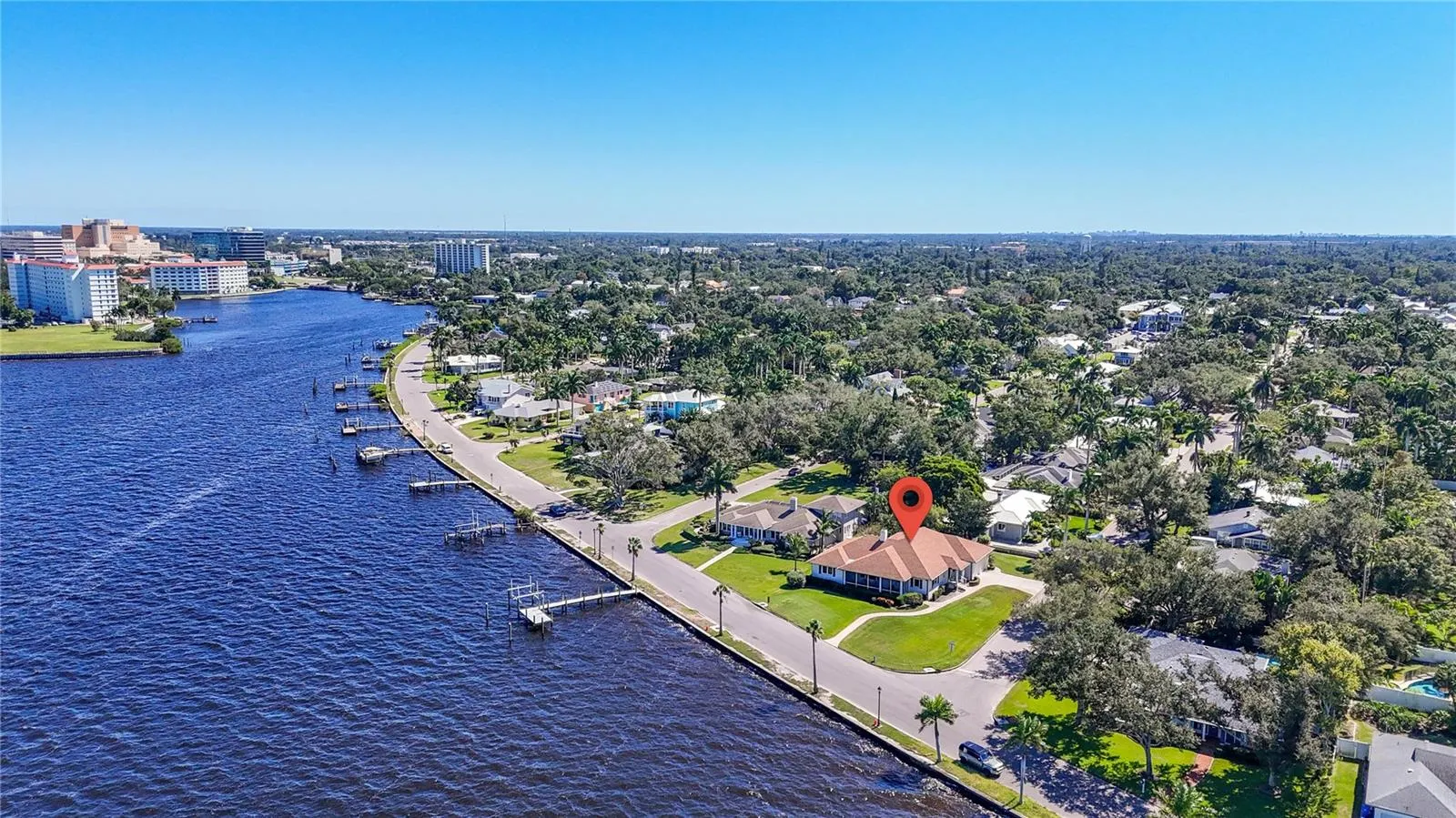 2305 RIVERVIEW BLVD