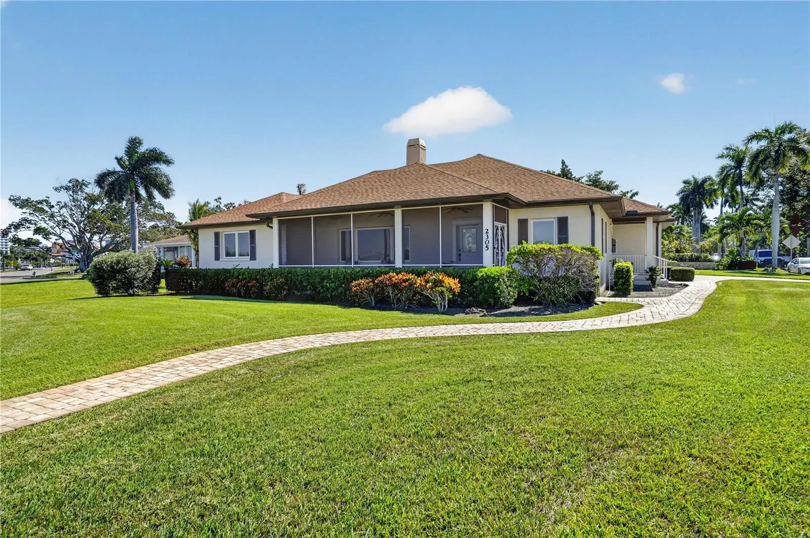 2305 RIVERVIEW BLVD