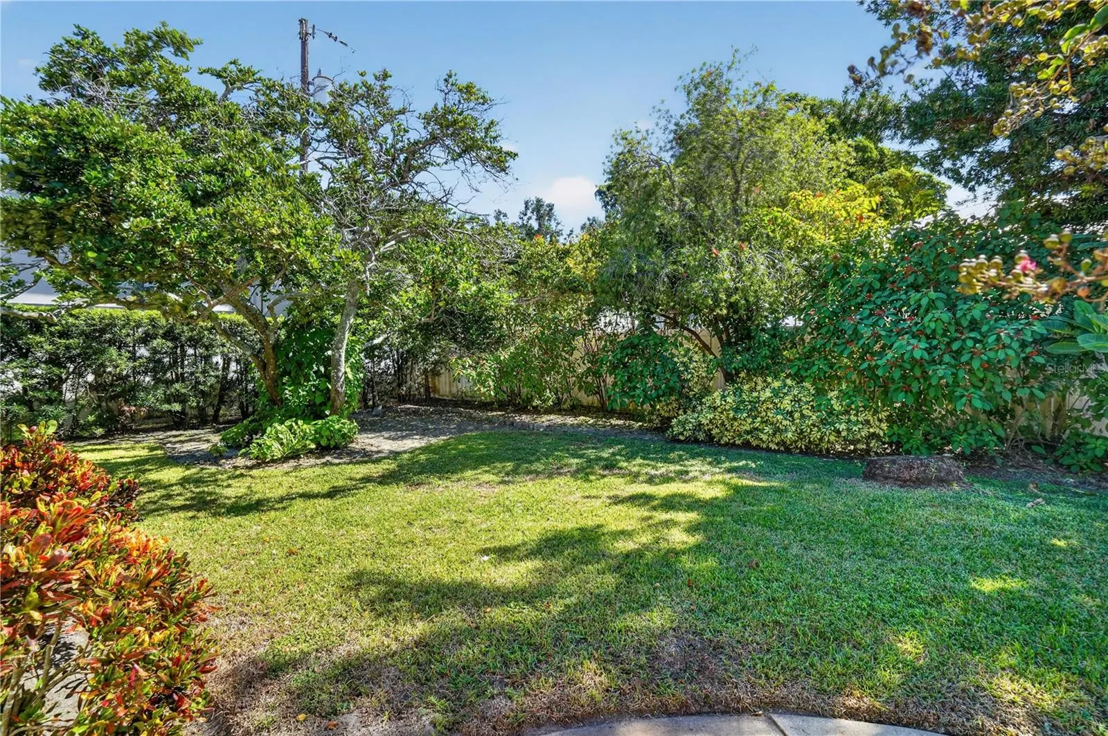 2305 RIVERVIEW BLVD