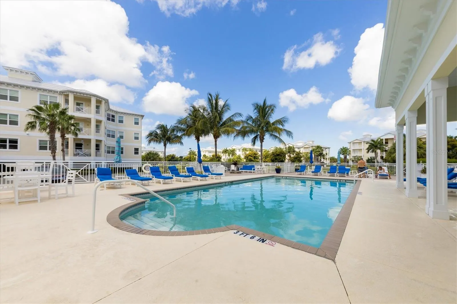 7820 34TH AVE W #201 #201