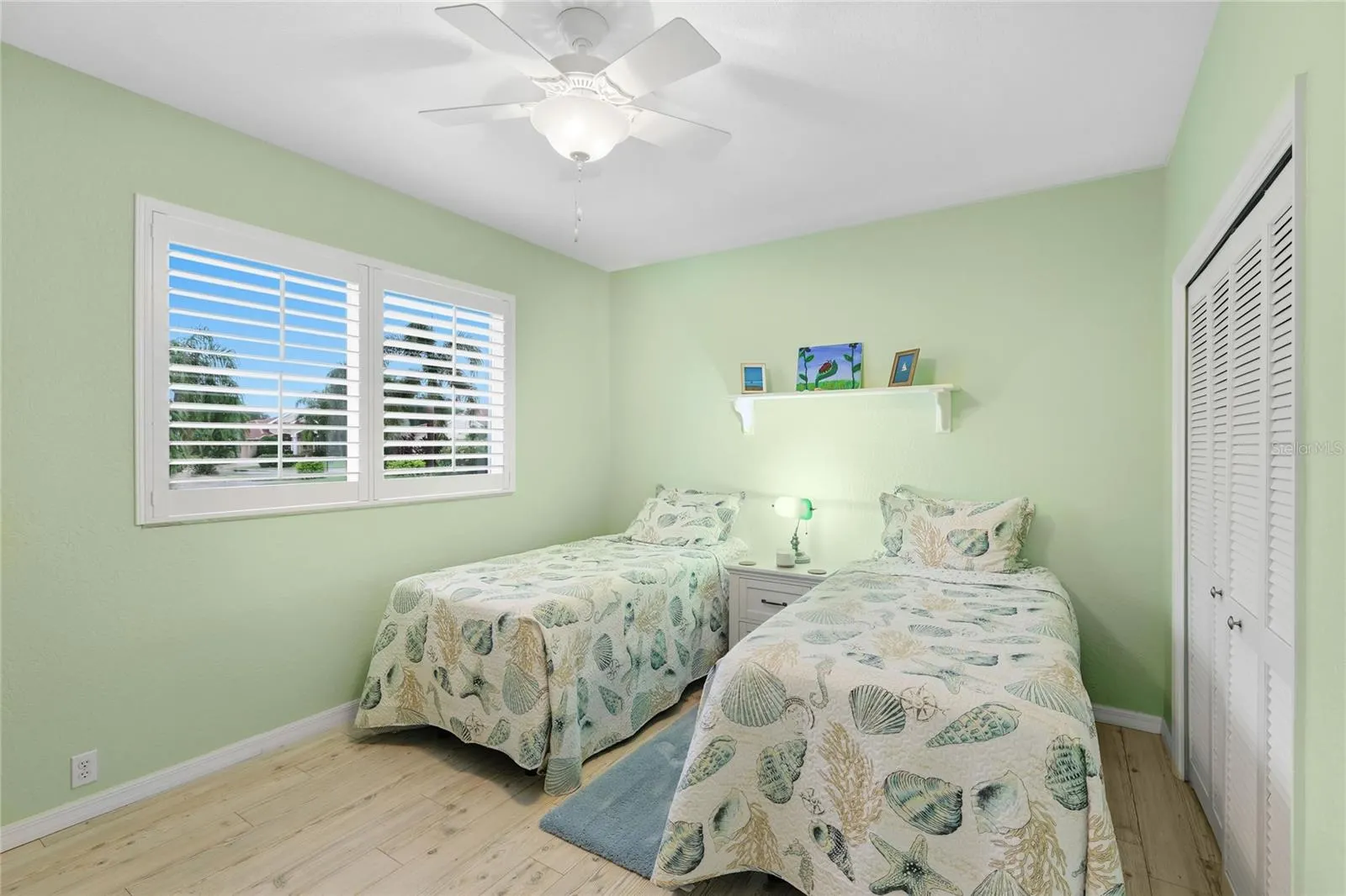3306 LITTLE COUNTRY RD