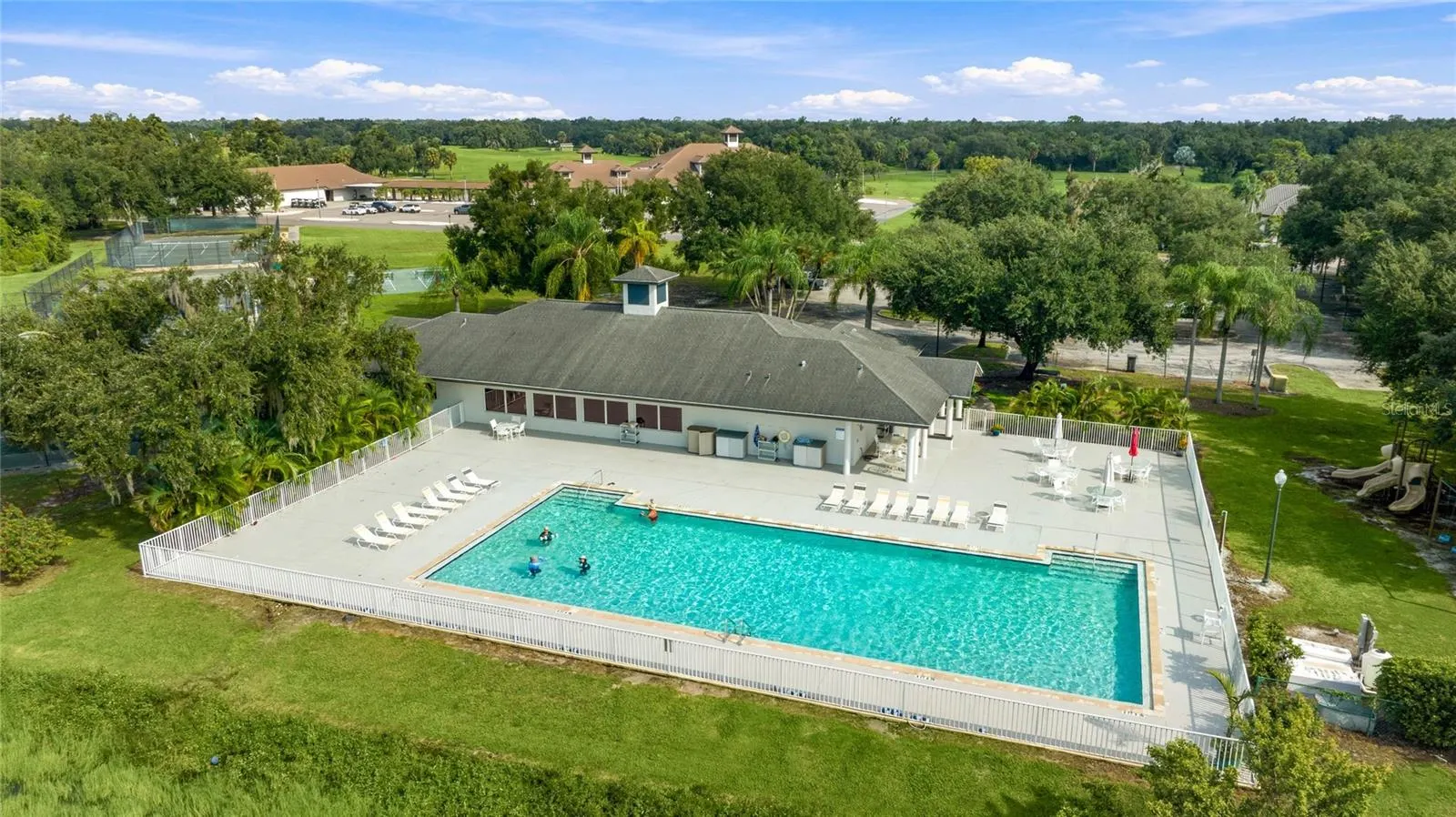 3306 LITTLE COUNTRY RD
