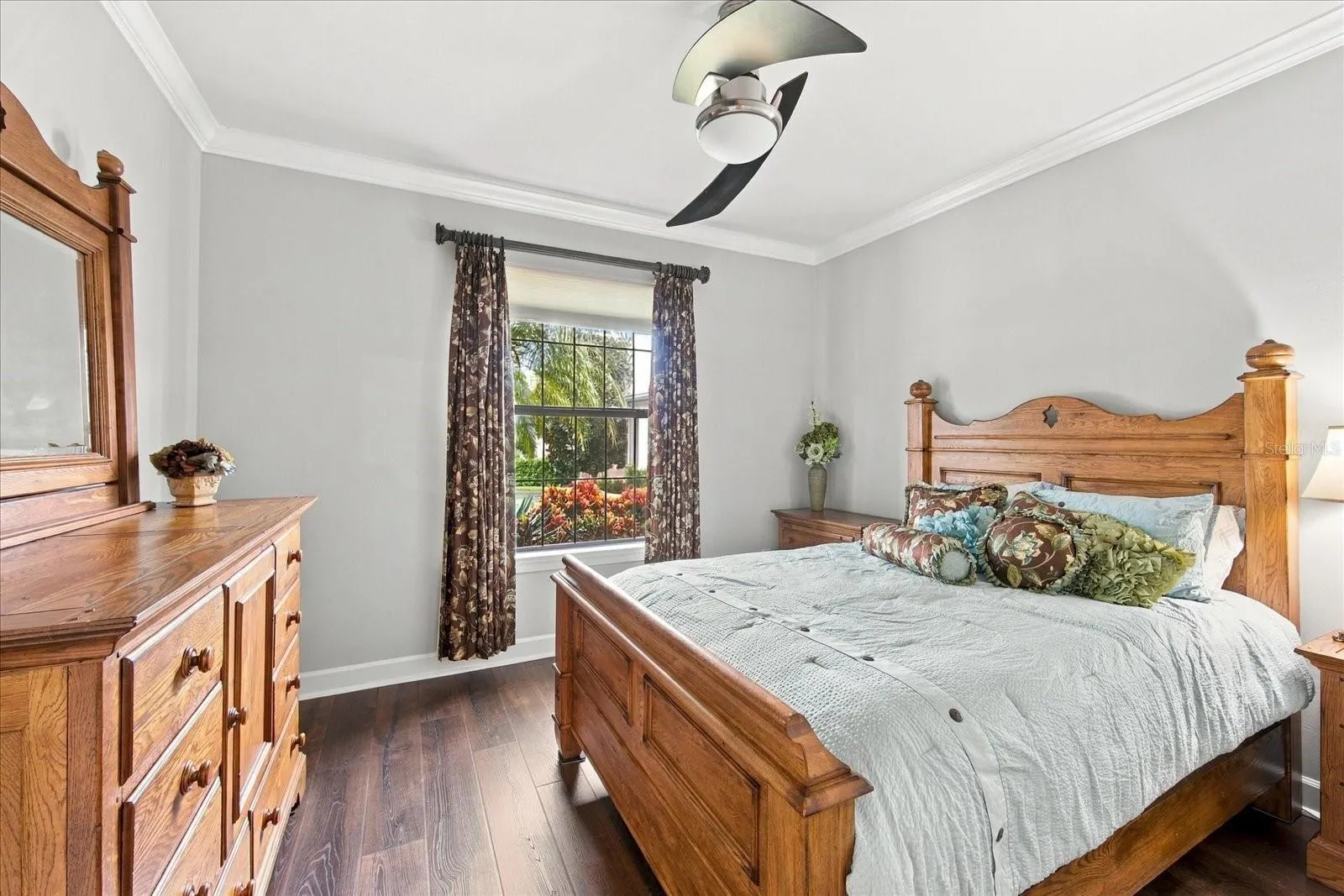 17218 SEAFORD WAY