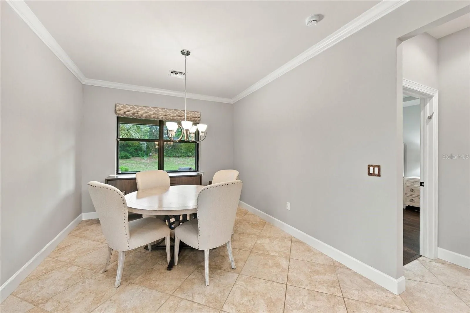 17218 SEAFORD WAY