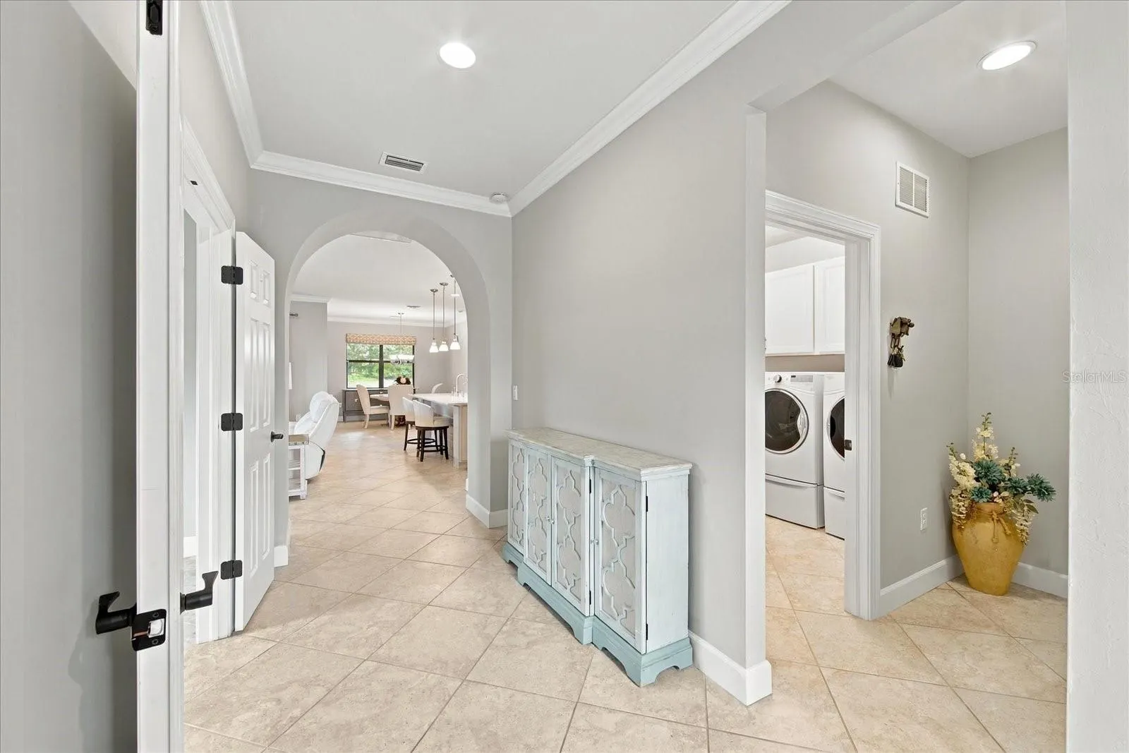 17218 SEAFORD WAY