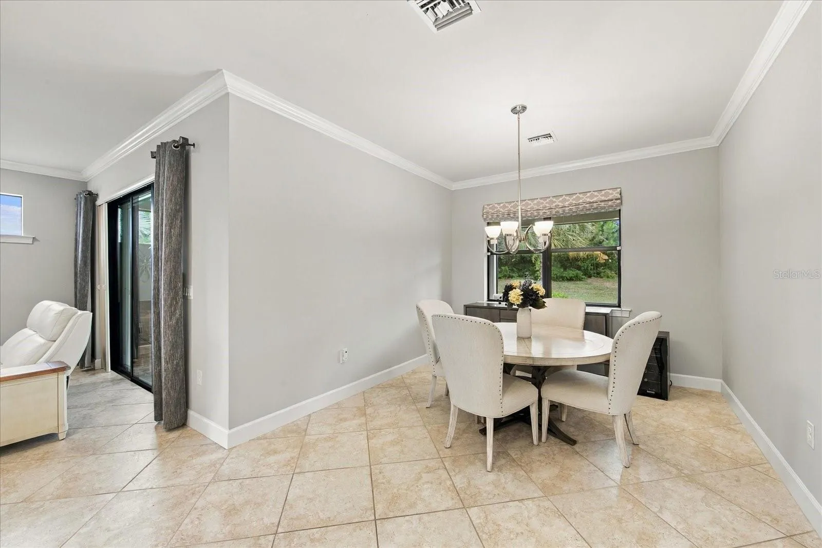 17218 SEAFORD WAY