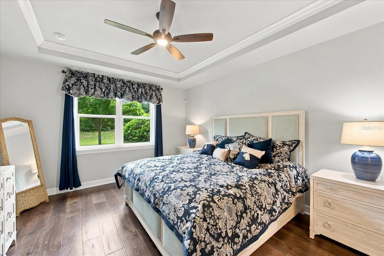 17218 SEAFORD WAY