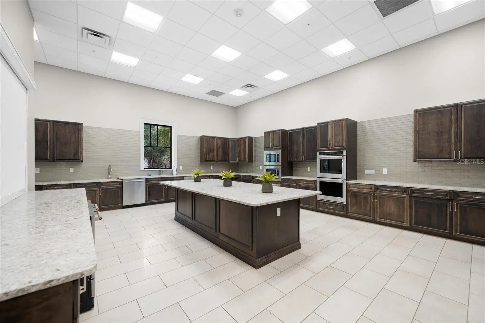 17218 SEAFORD WAY
