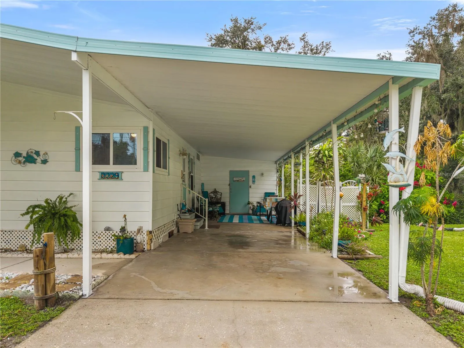 3329 EILEEN DR