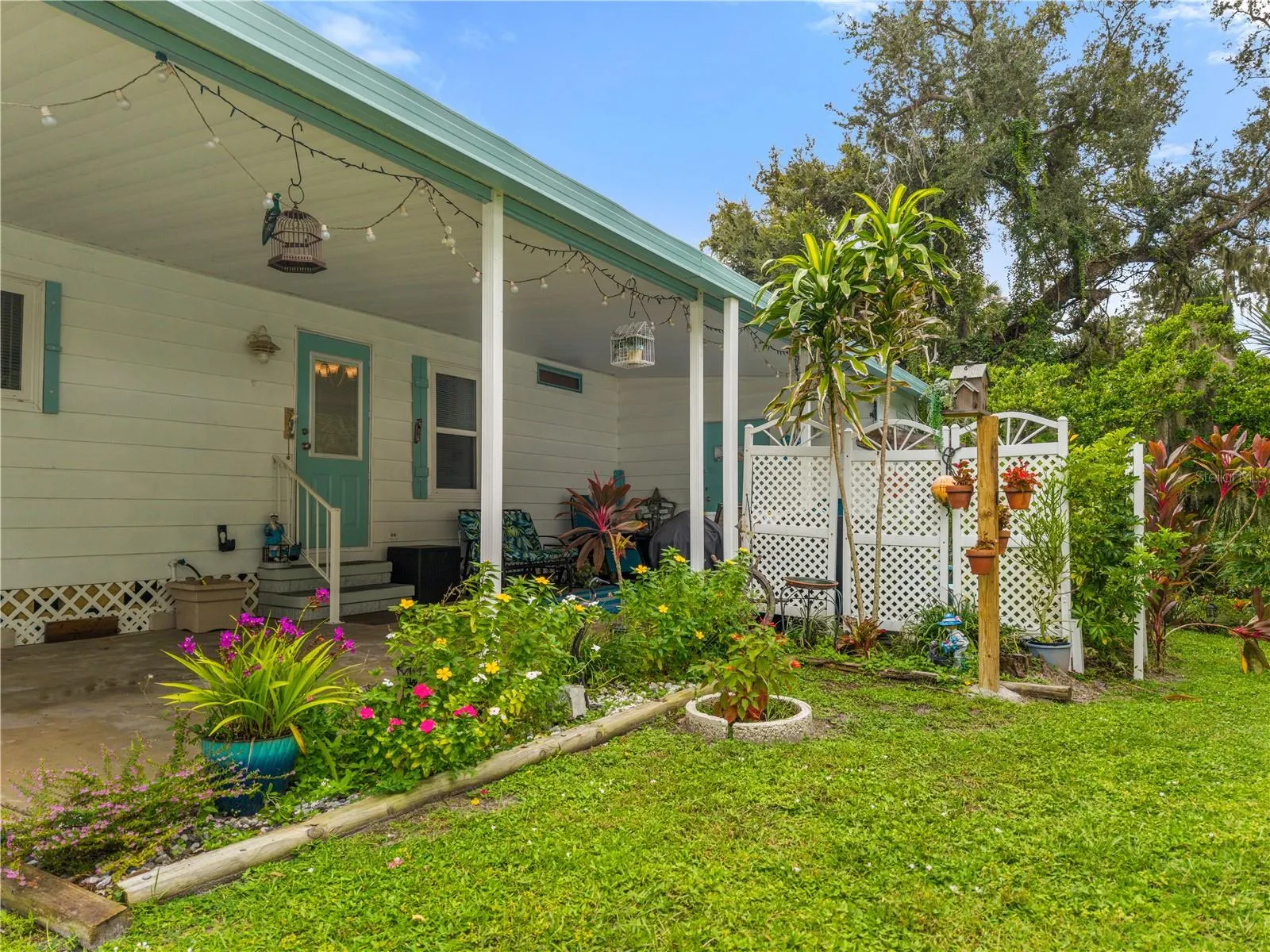 3329 EILEEN DR