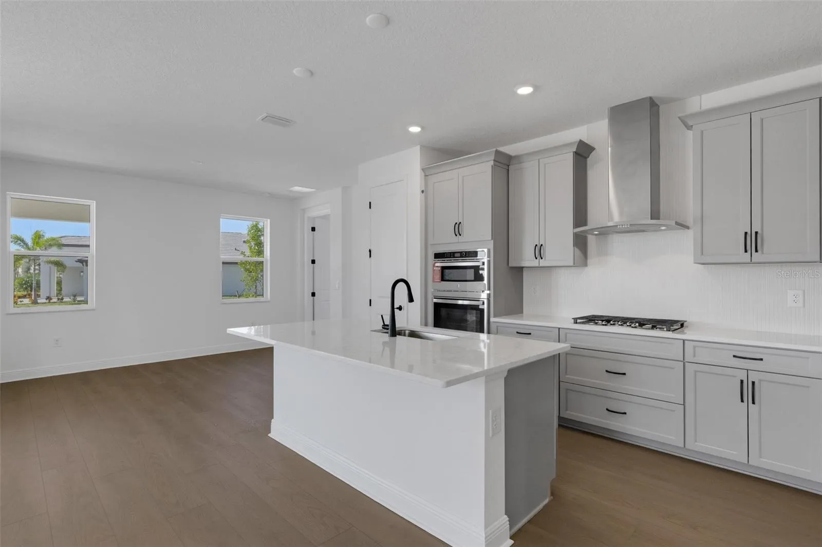161 VISTERA BLVD
