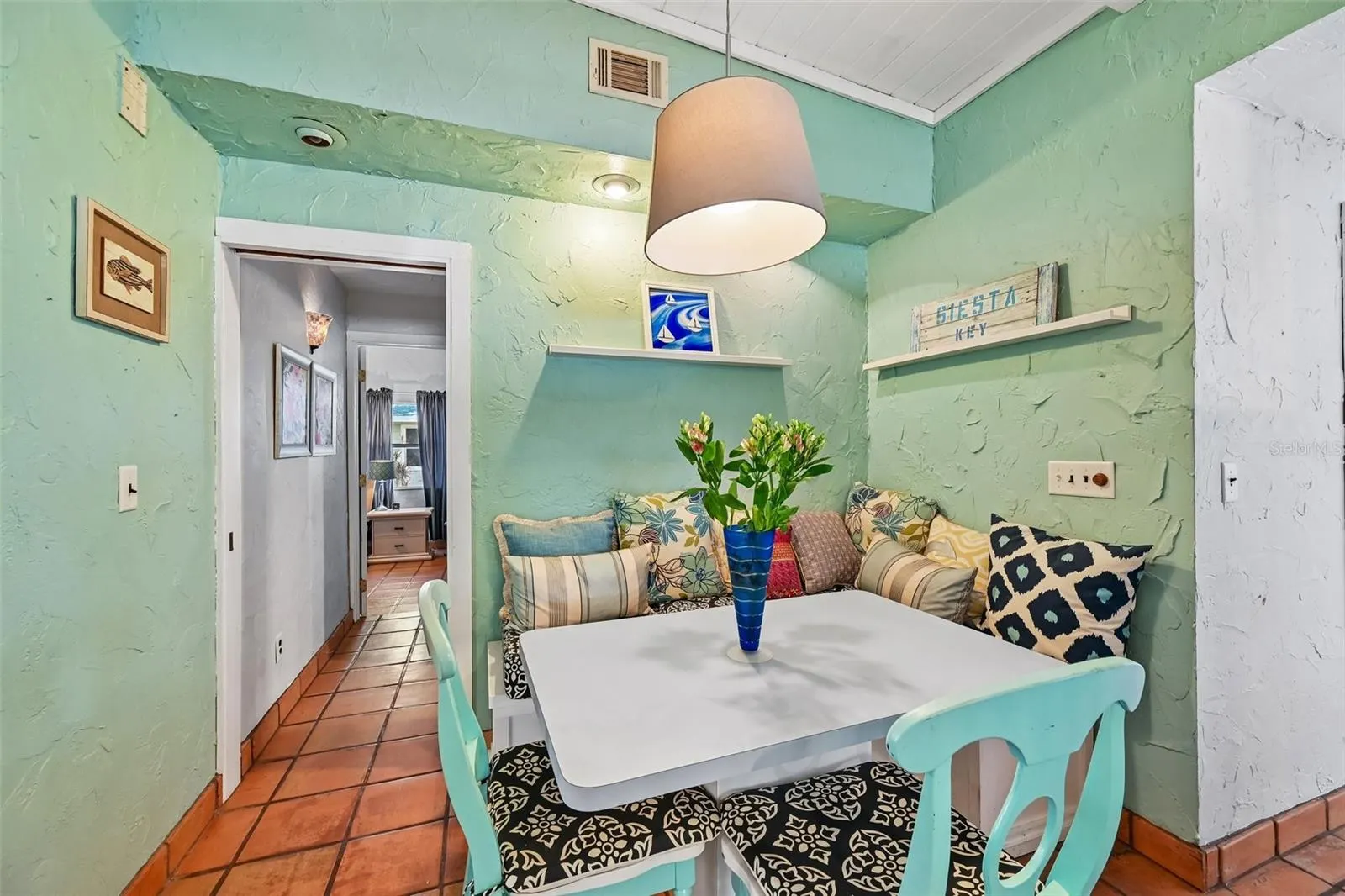 2110 EUCLID TER