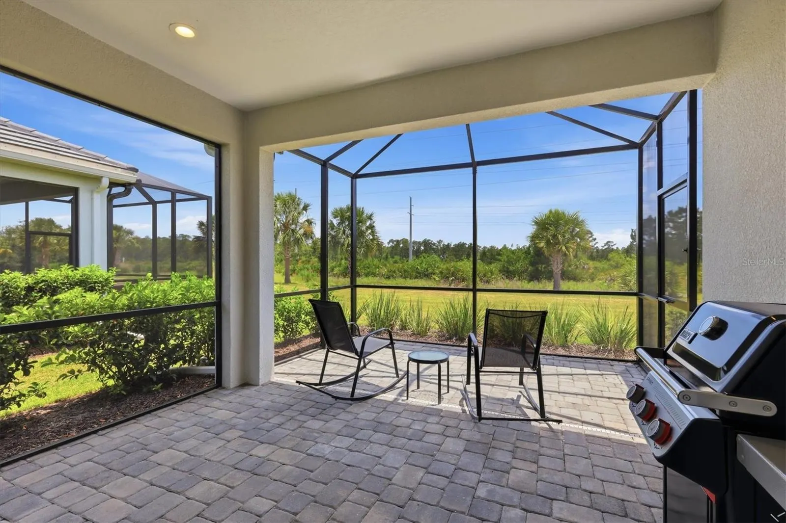 2321 BLUE MAHOE LN