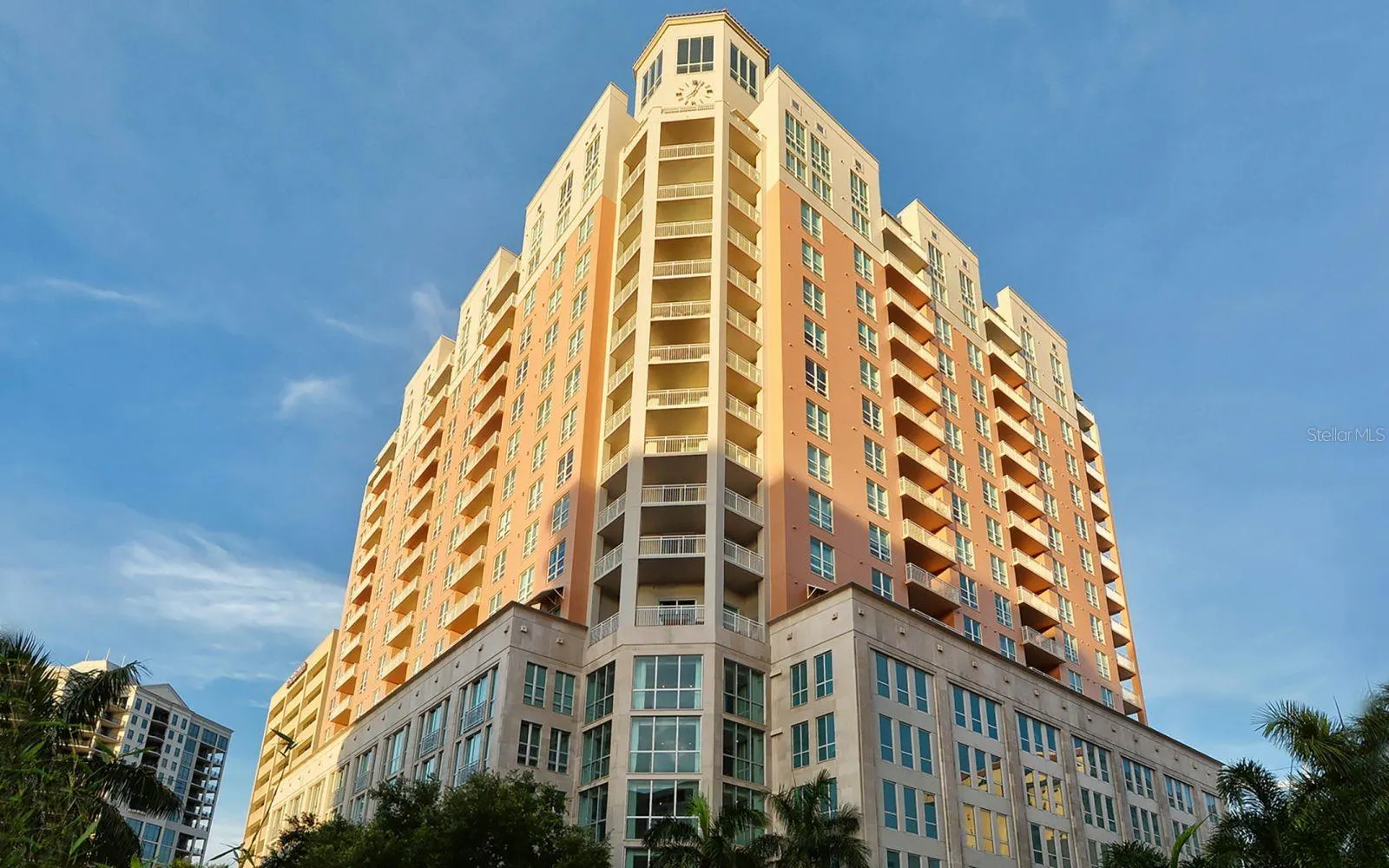 1350 MAIN ST #1208 #1208