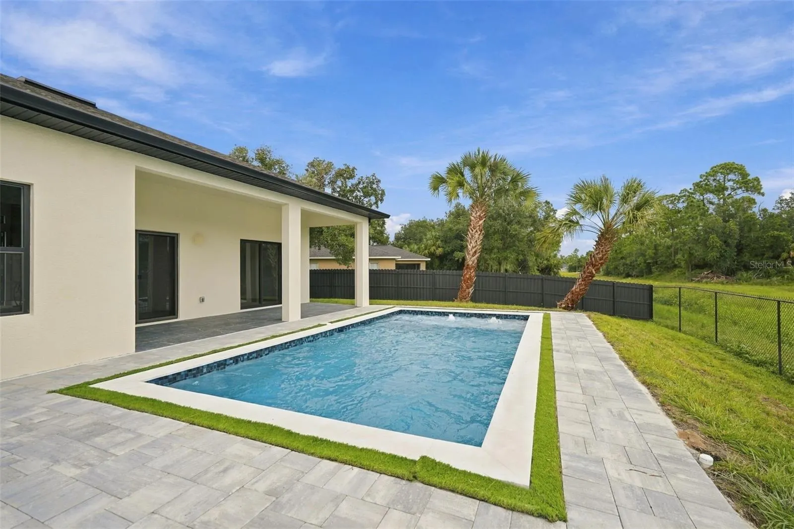 2524 WALLER RD
