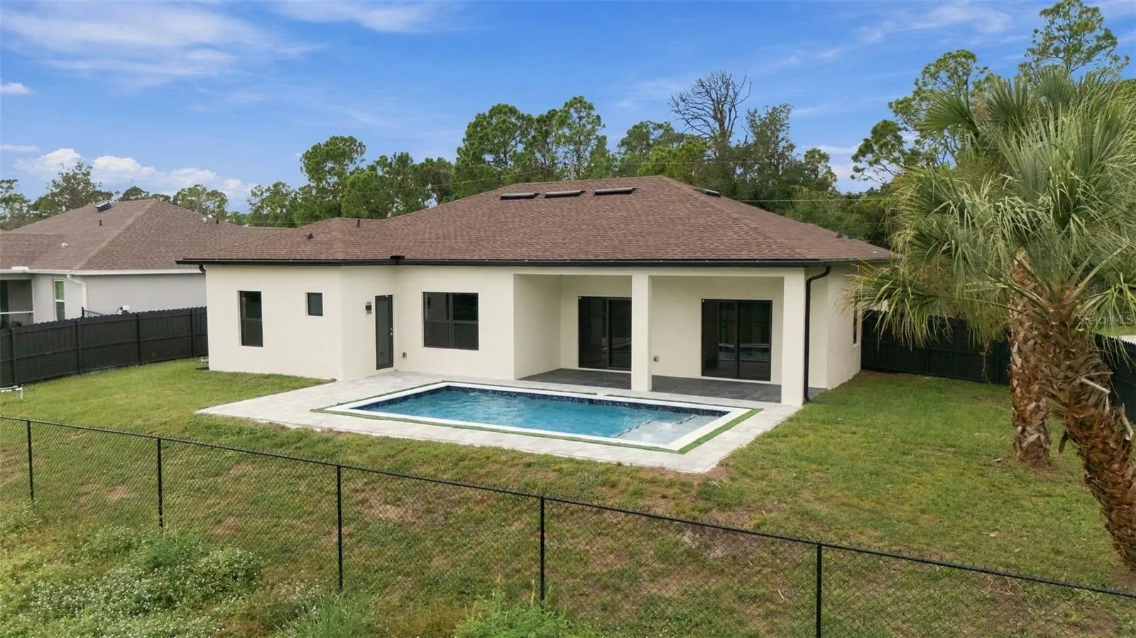 2524 WALLER RD