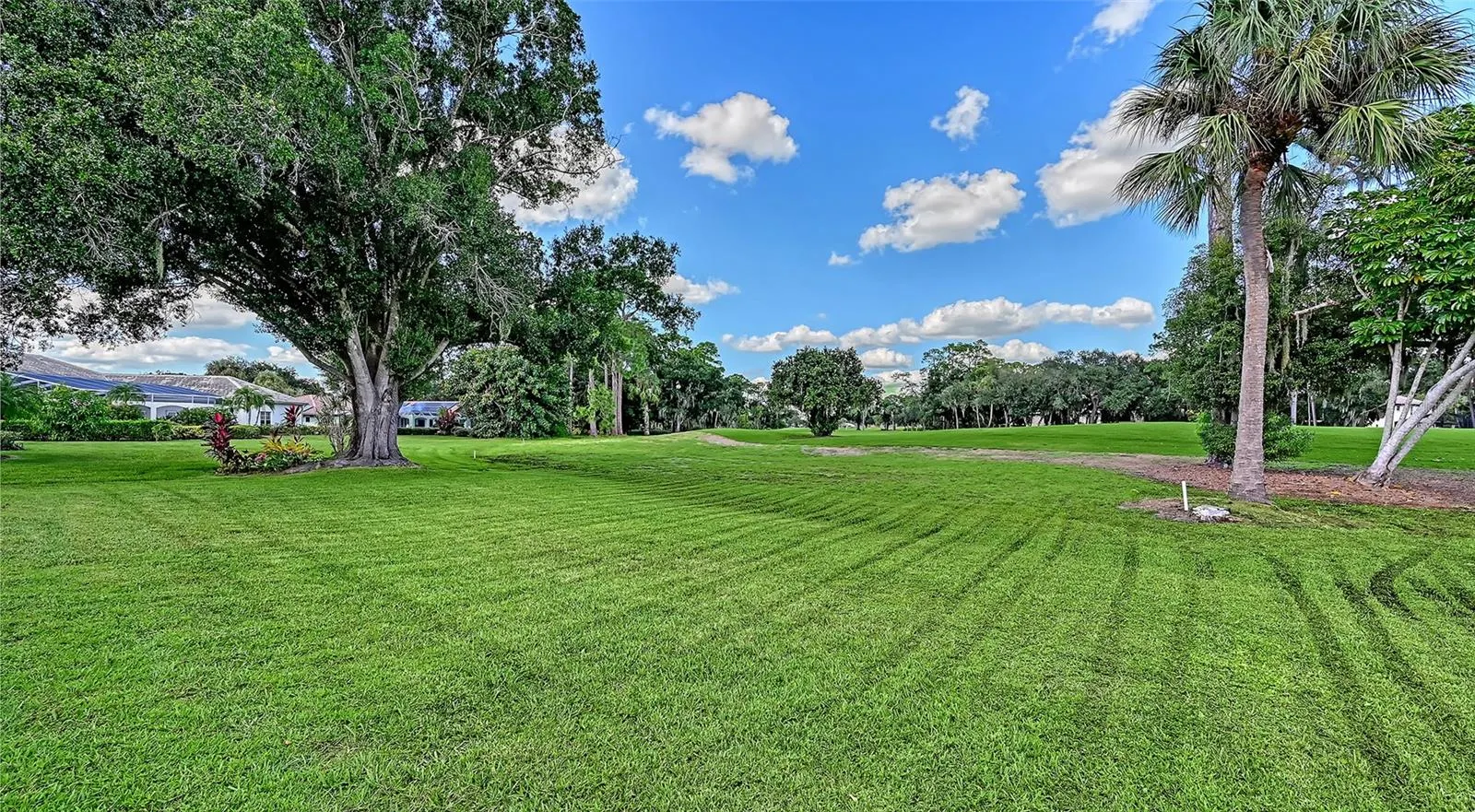 7913 BROADMOOR PINES BLVD