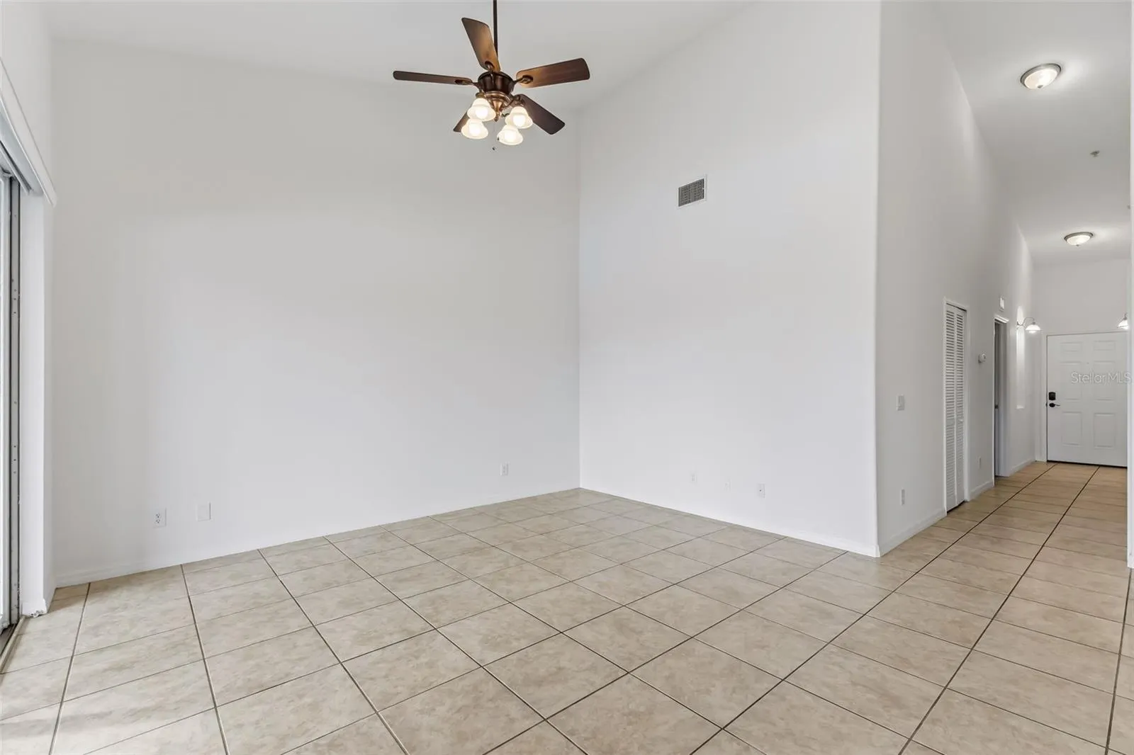 1003 FAIRWAYCOVE LN #207 #207