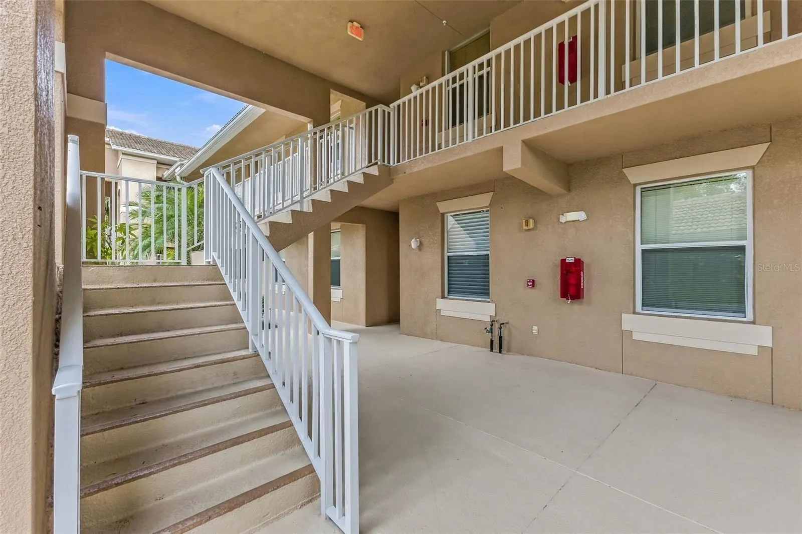 1003 FAIRWAYCOVE LN #207 #207