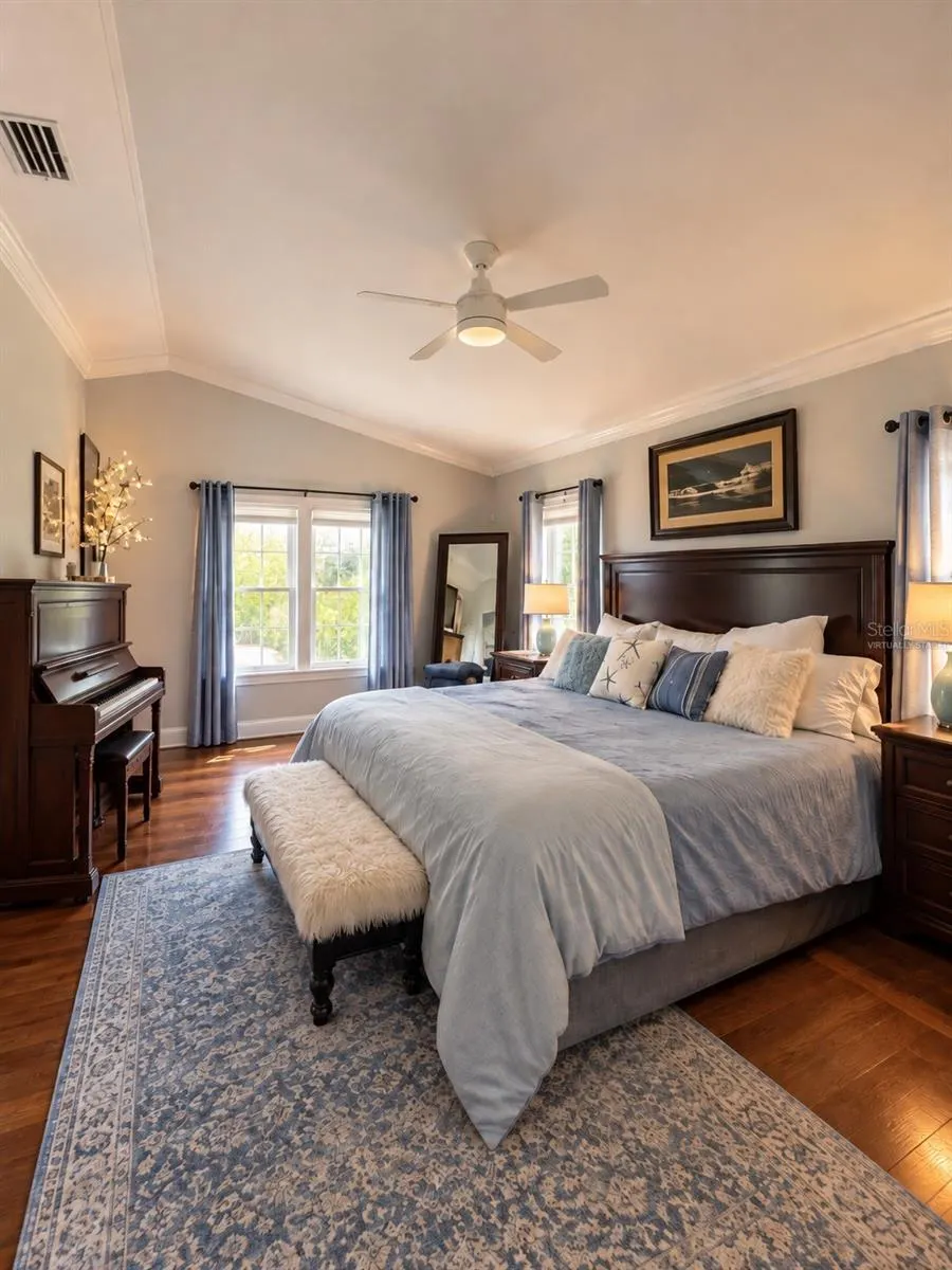 1777 ALTA VISTA ST