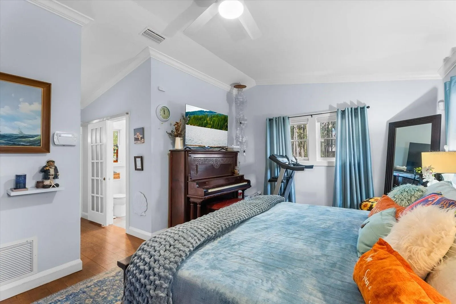 1777 ALTA VISTA ST
