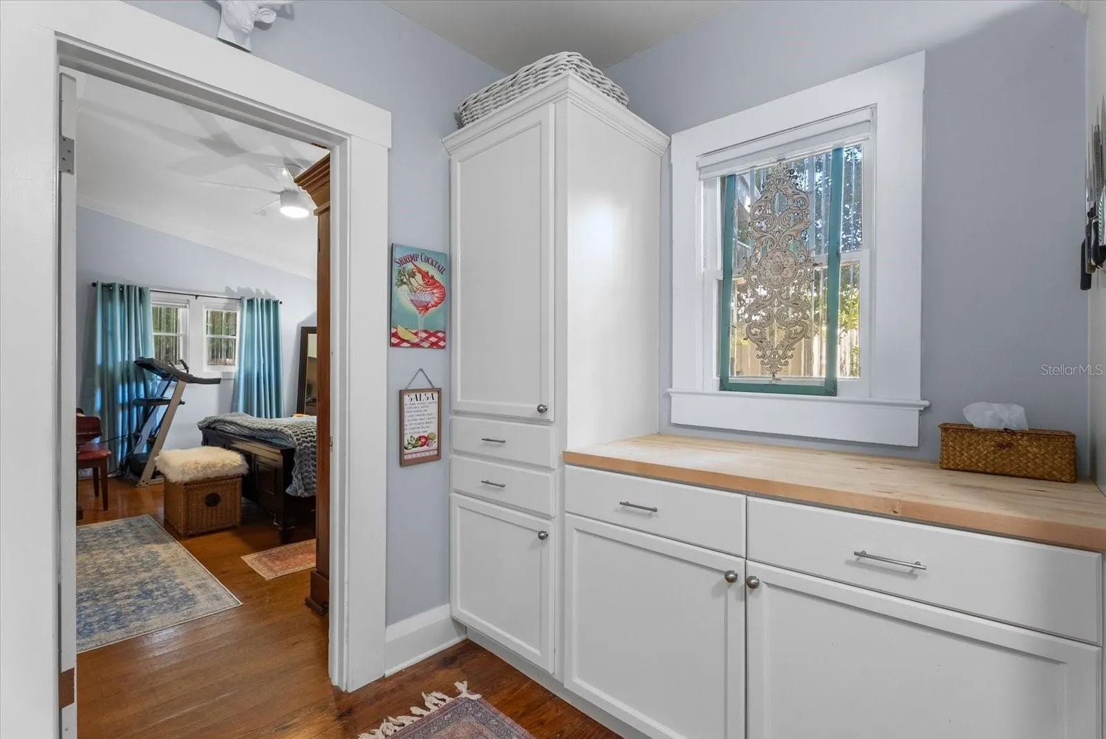 1777 ALTA VISTA ST