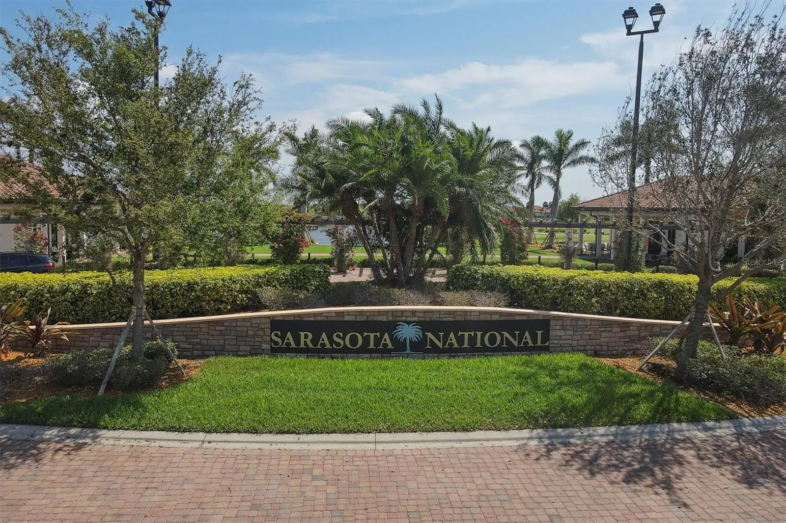 23901 WAVERLY CIR