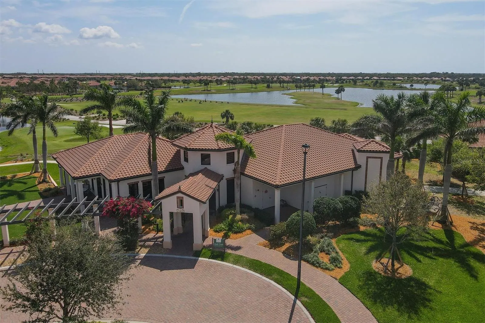 23901 WAVERLY CIR