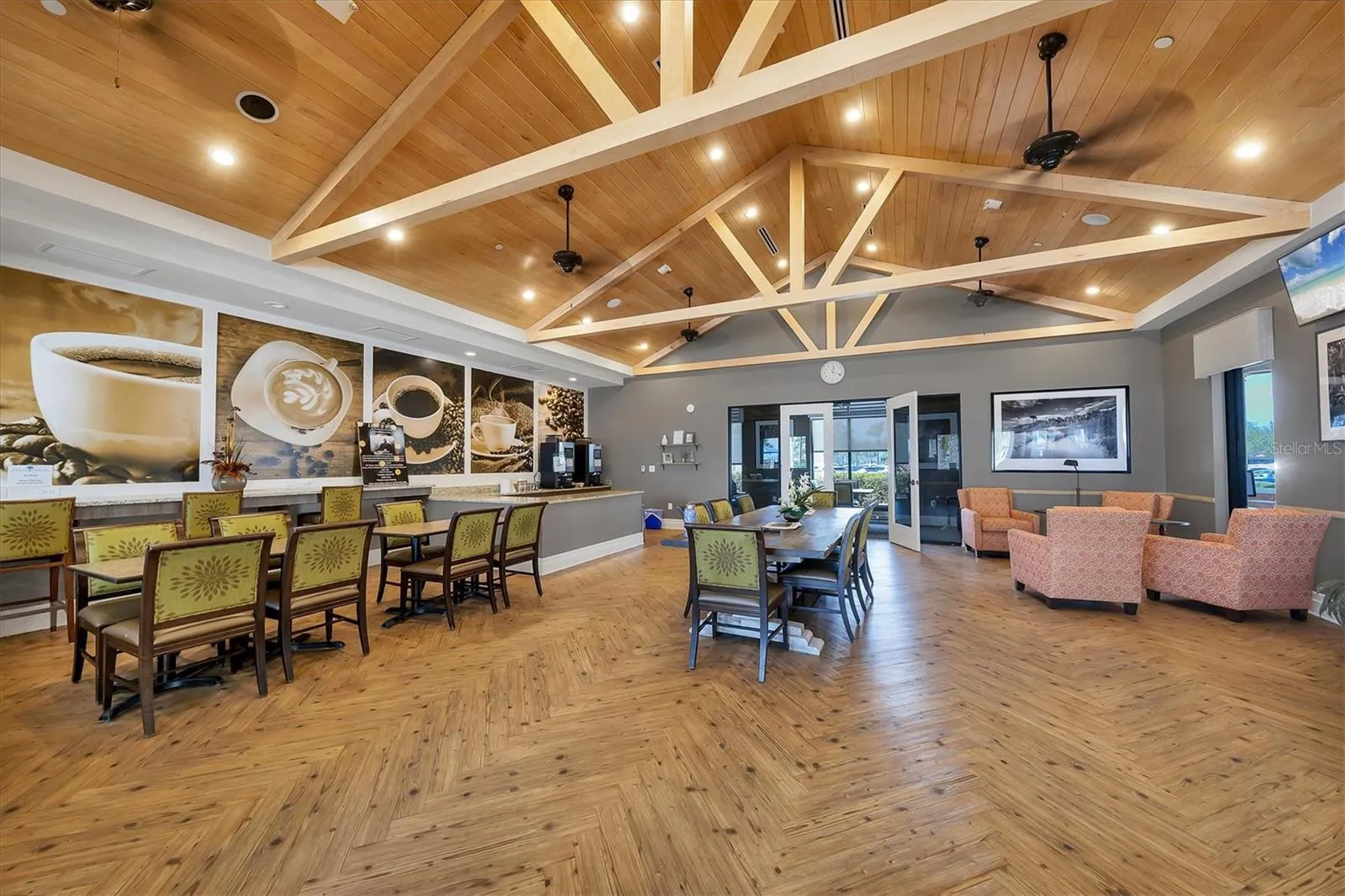 23901 WAVERLY CIR
