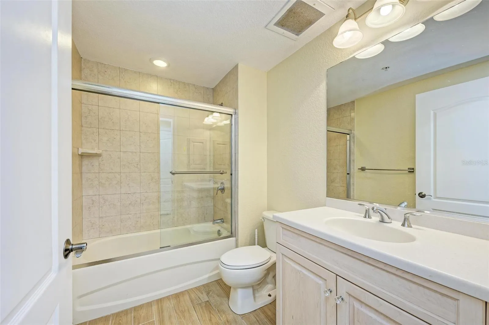 501 HABEN BLVD #505 #505