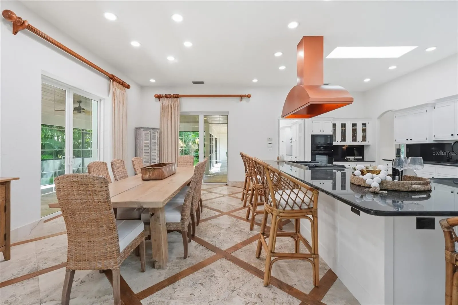 4307 CAMINO REAL
