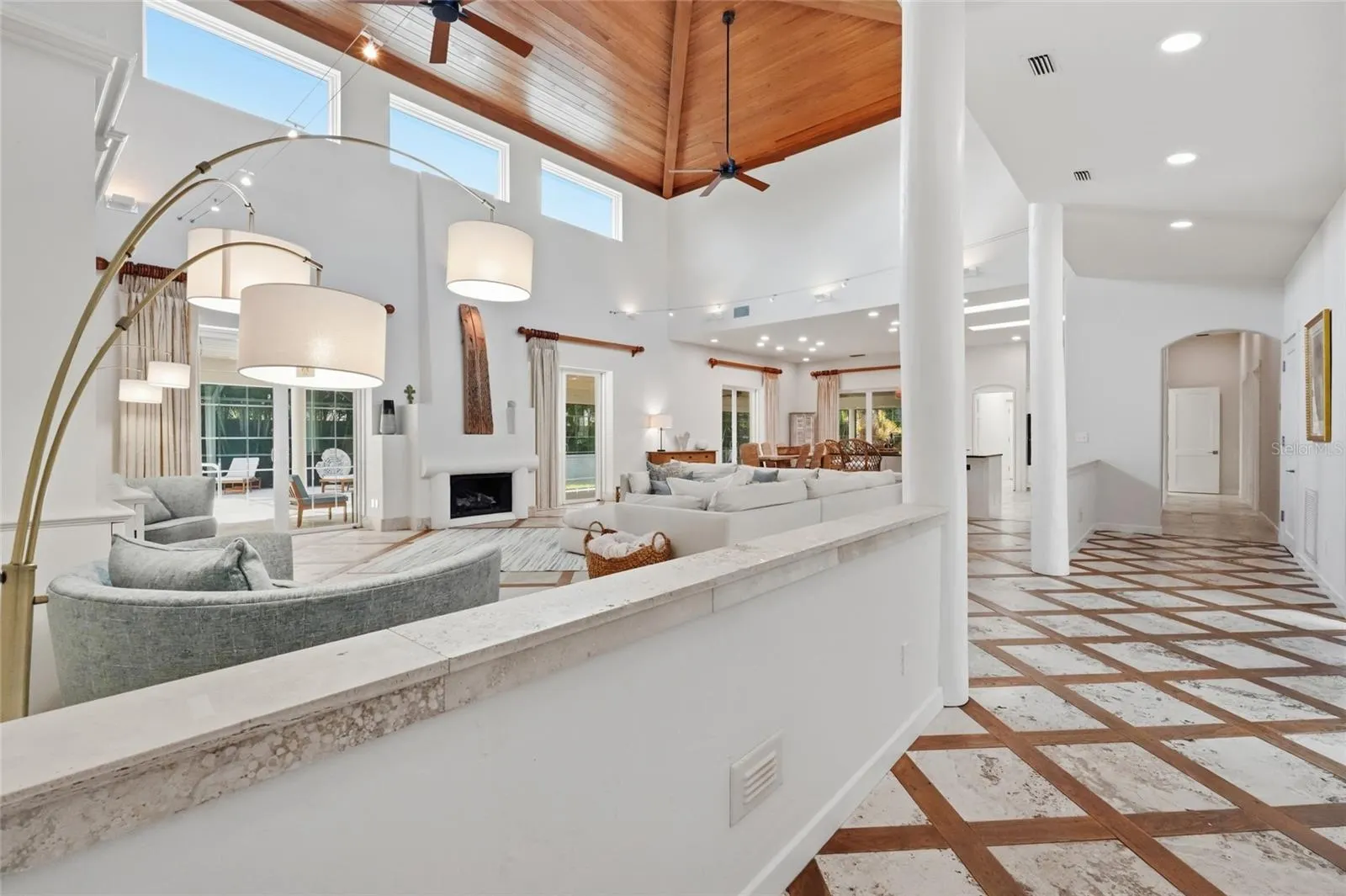 4307 CAMINO REAL