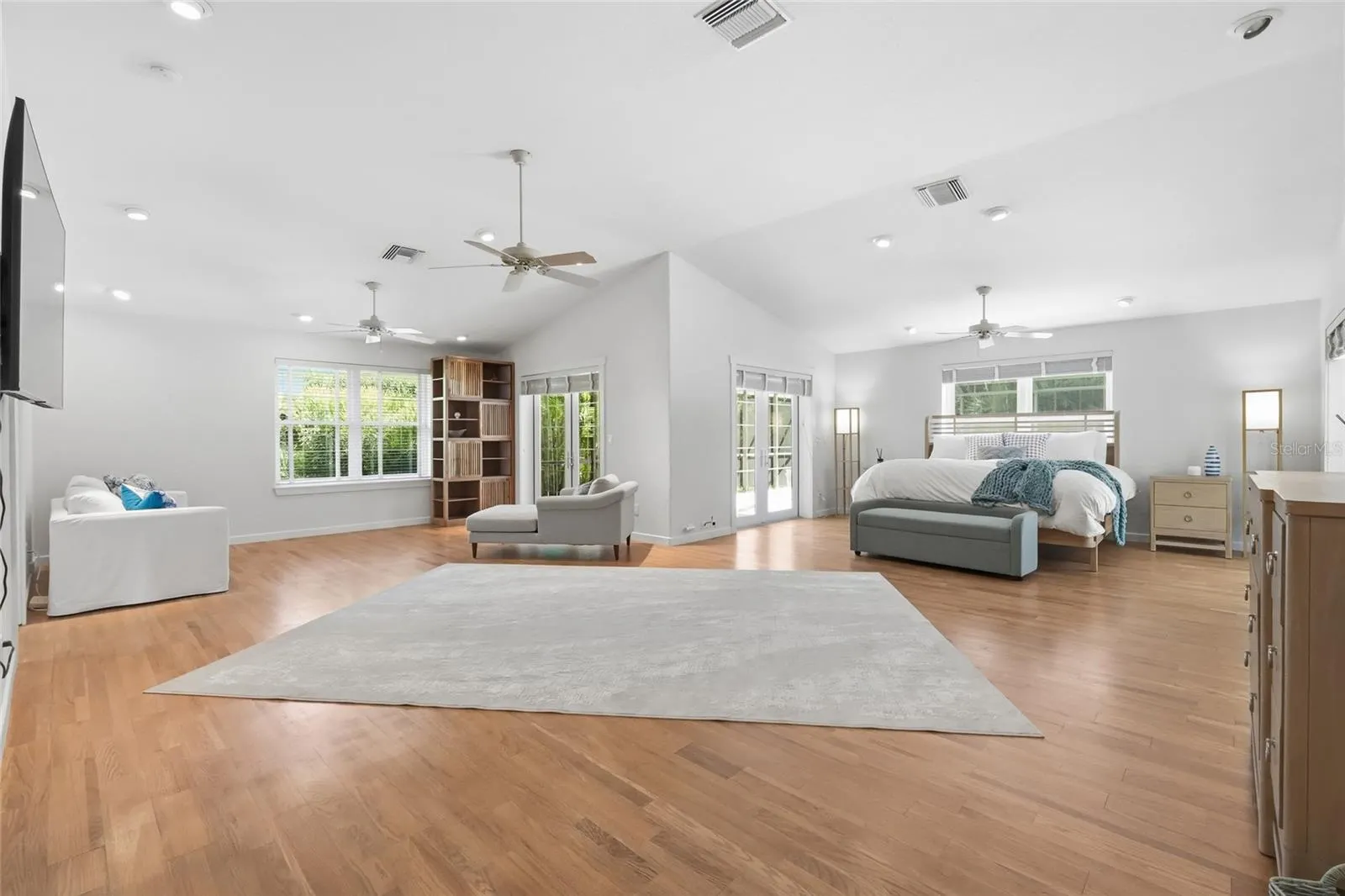 4307 CAMINO REAL