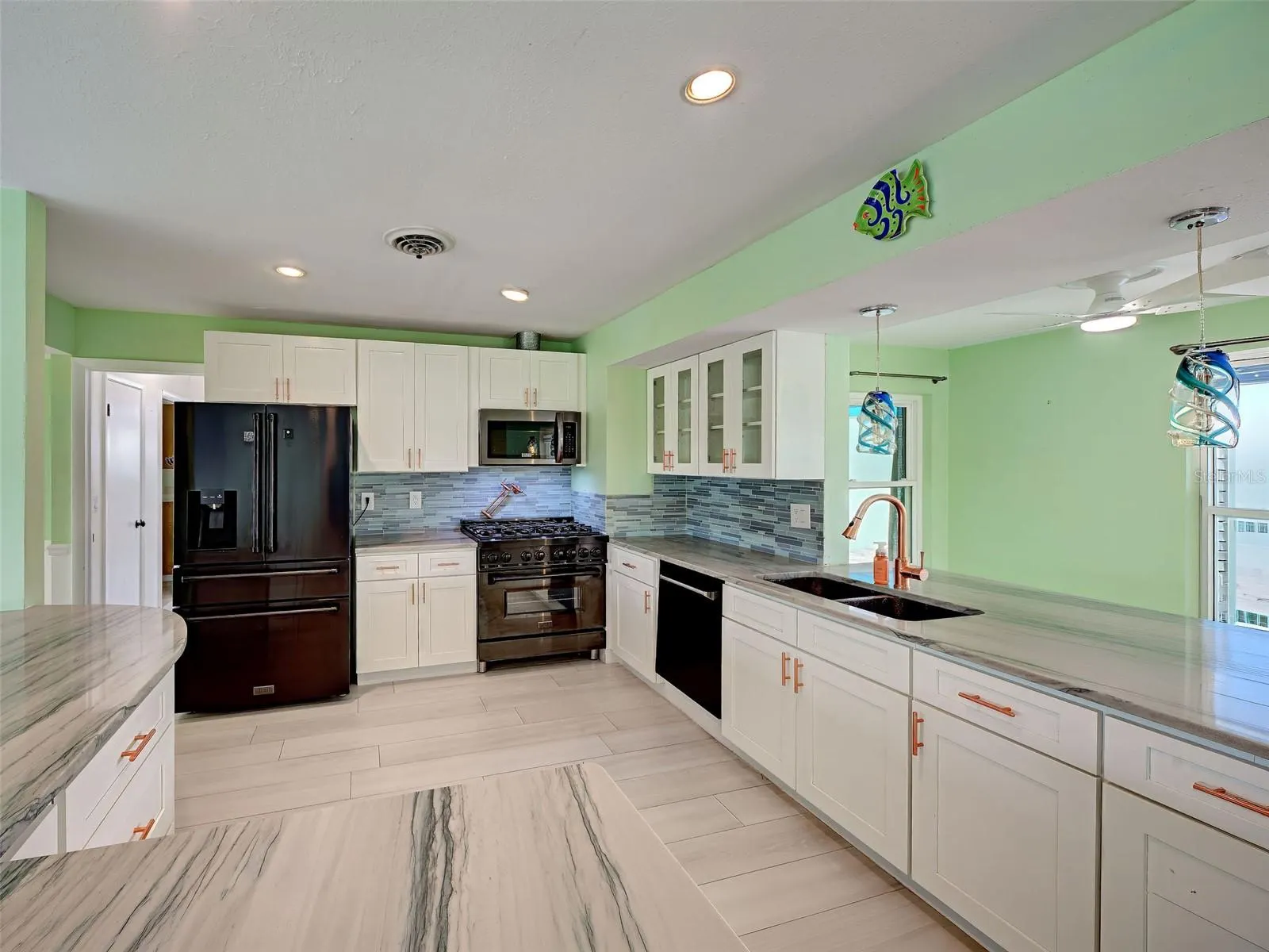 612 GLEN OAK RD