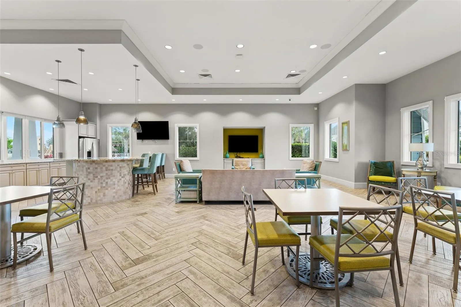 12111 BLUE HILL TRL