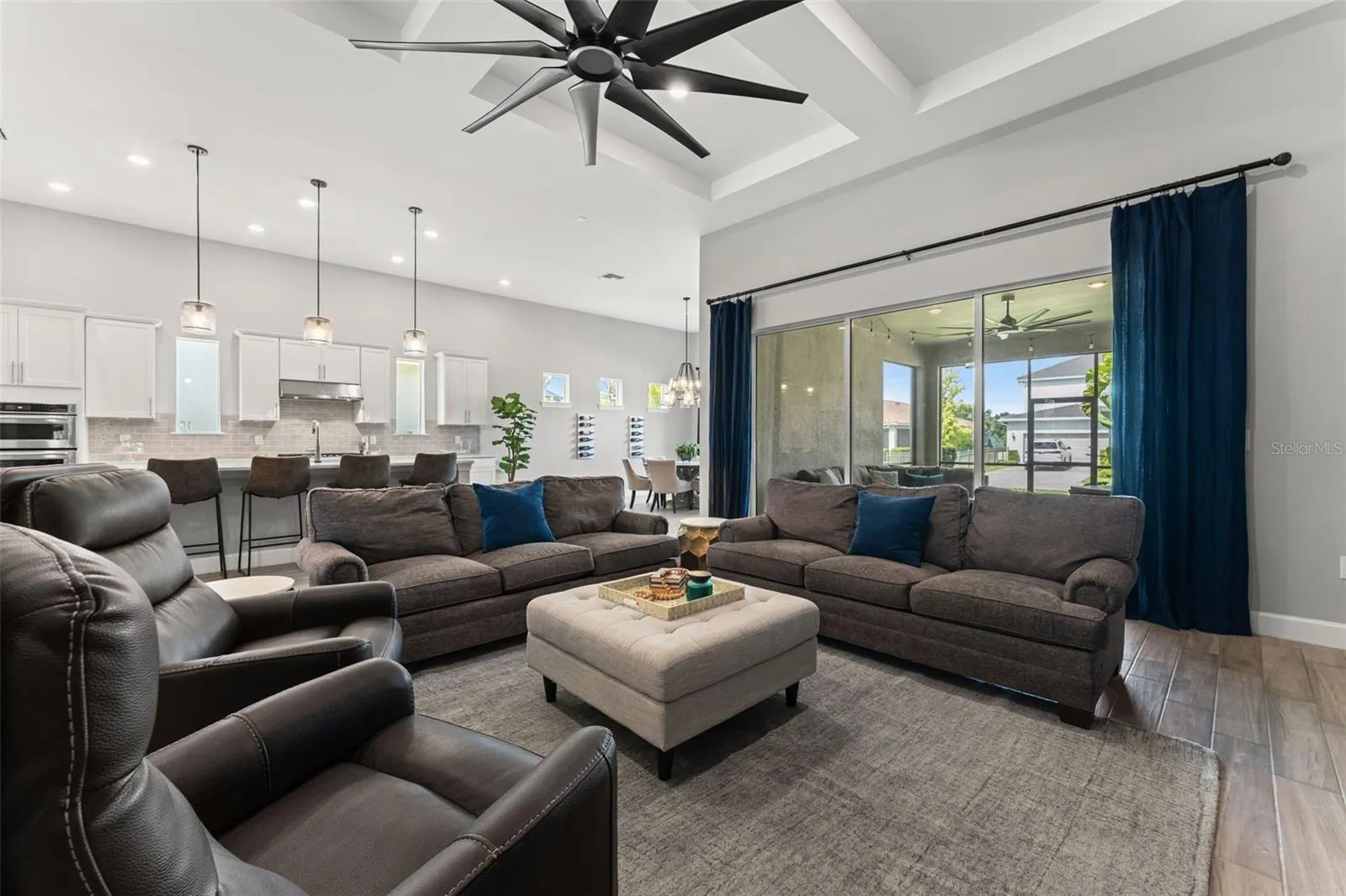 12111 BLUE HILL TRL