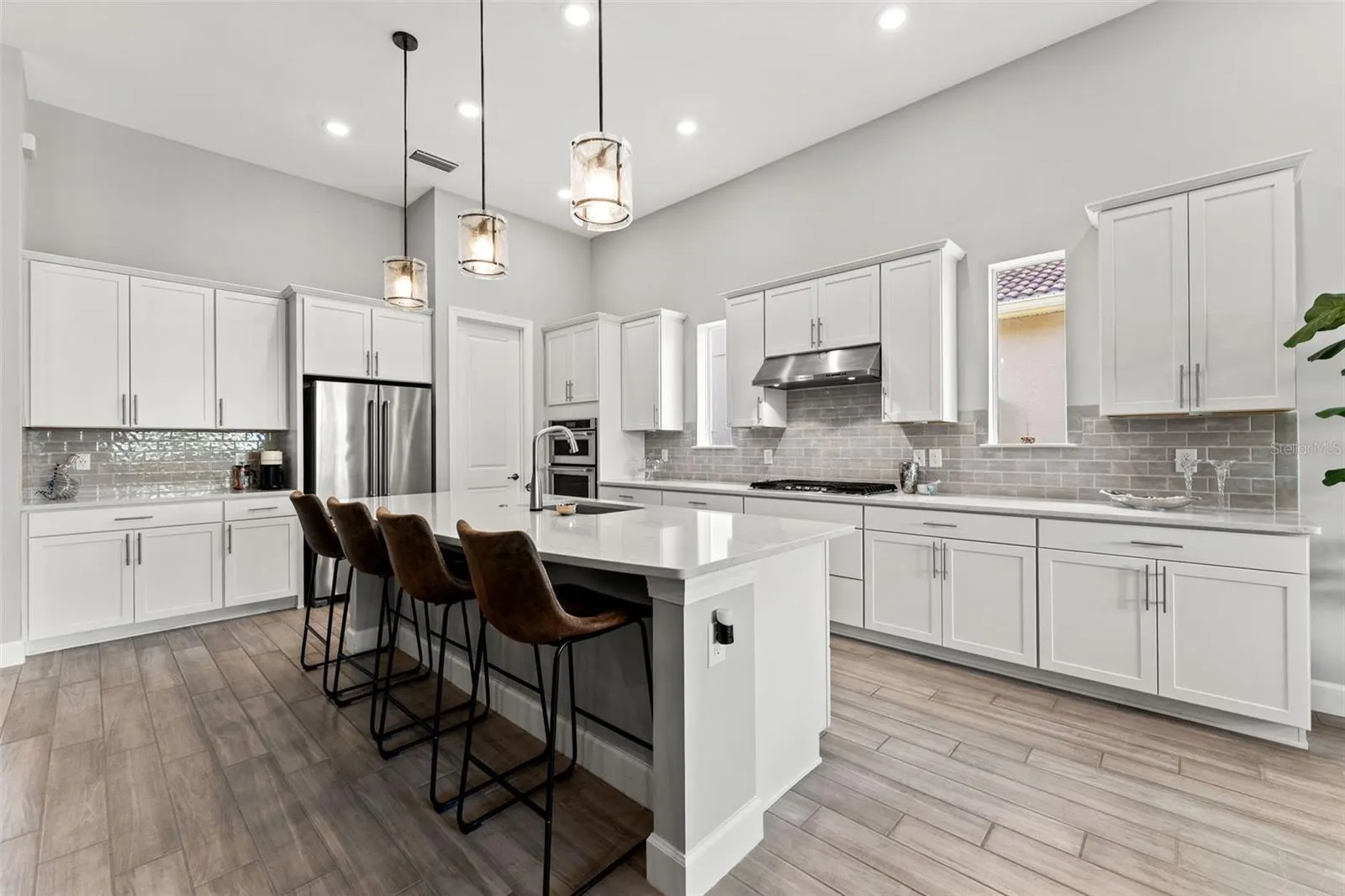 12111 BLUE HILL TRL