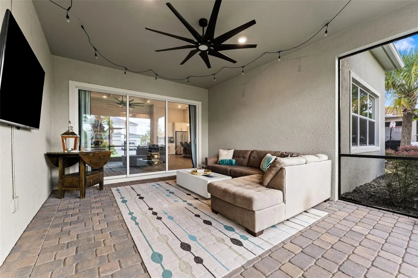 12111 BLUE HILL TRL