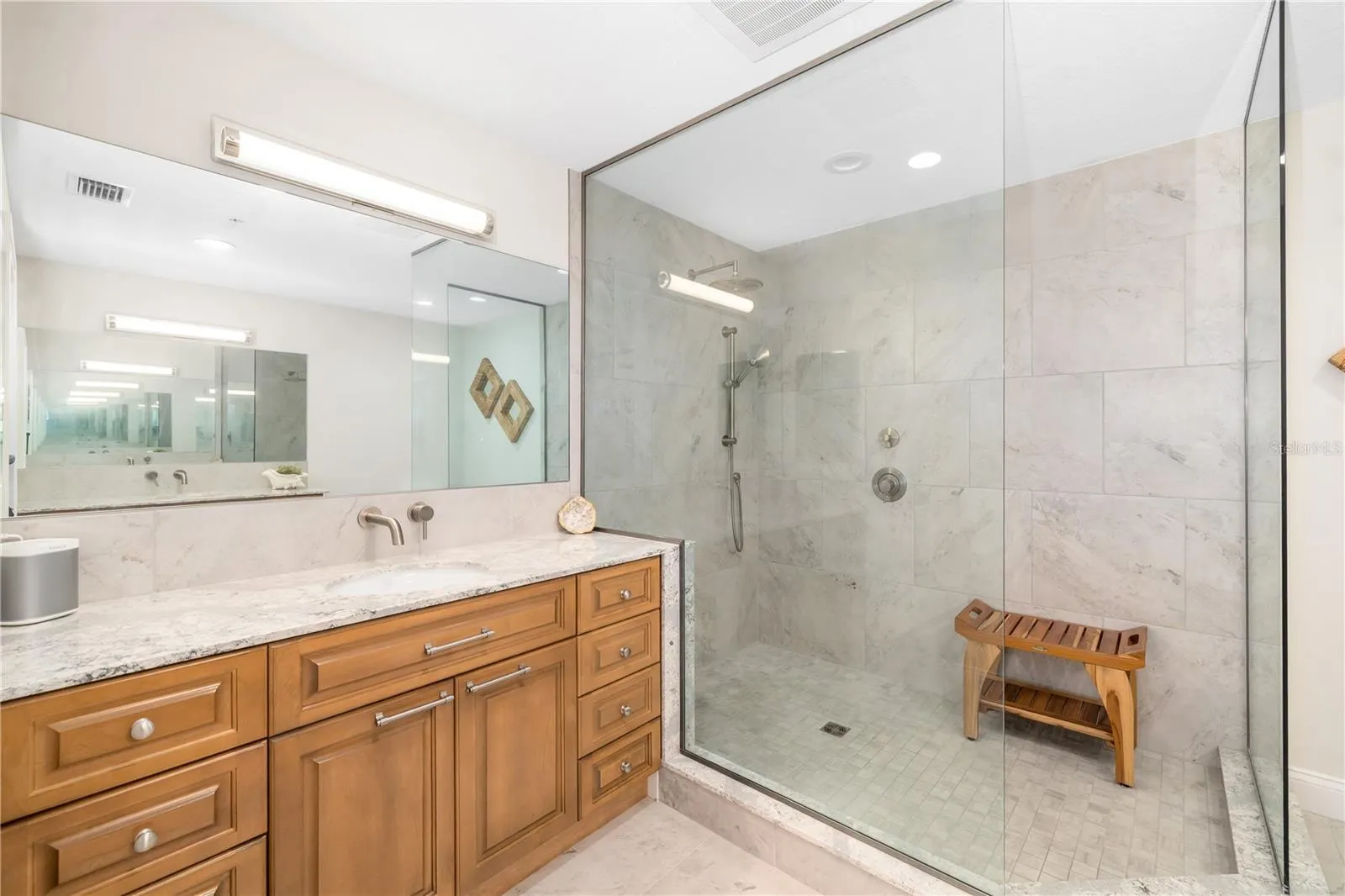 610 RIVIERA DUNES WAY #503 #503