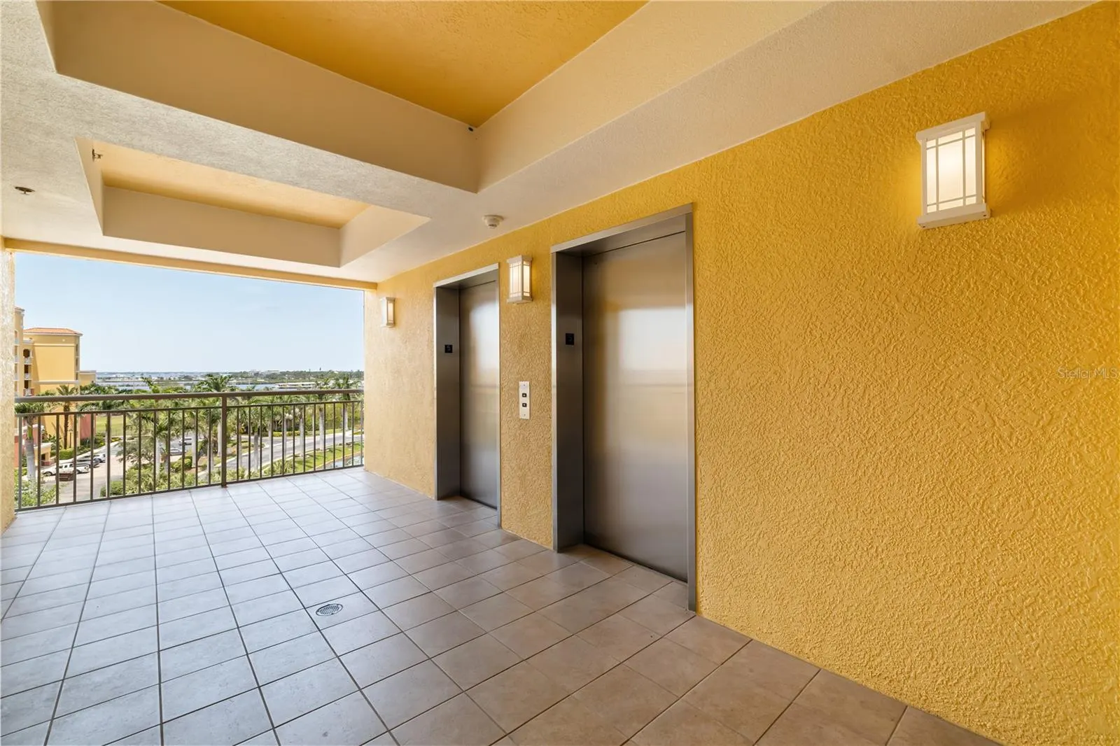 610 RIVIERA DUNES WAY #503 #503