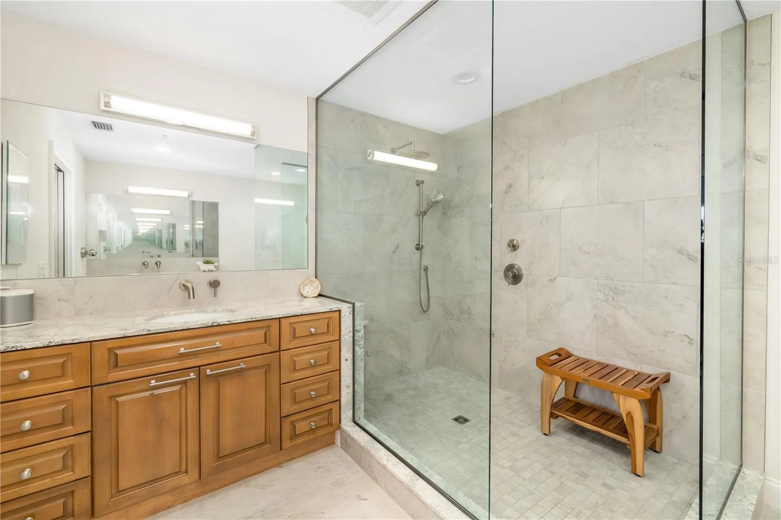 610 RIVIERA DUNES WAY #503 #503