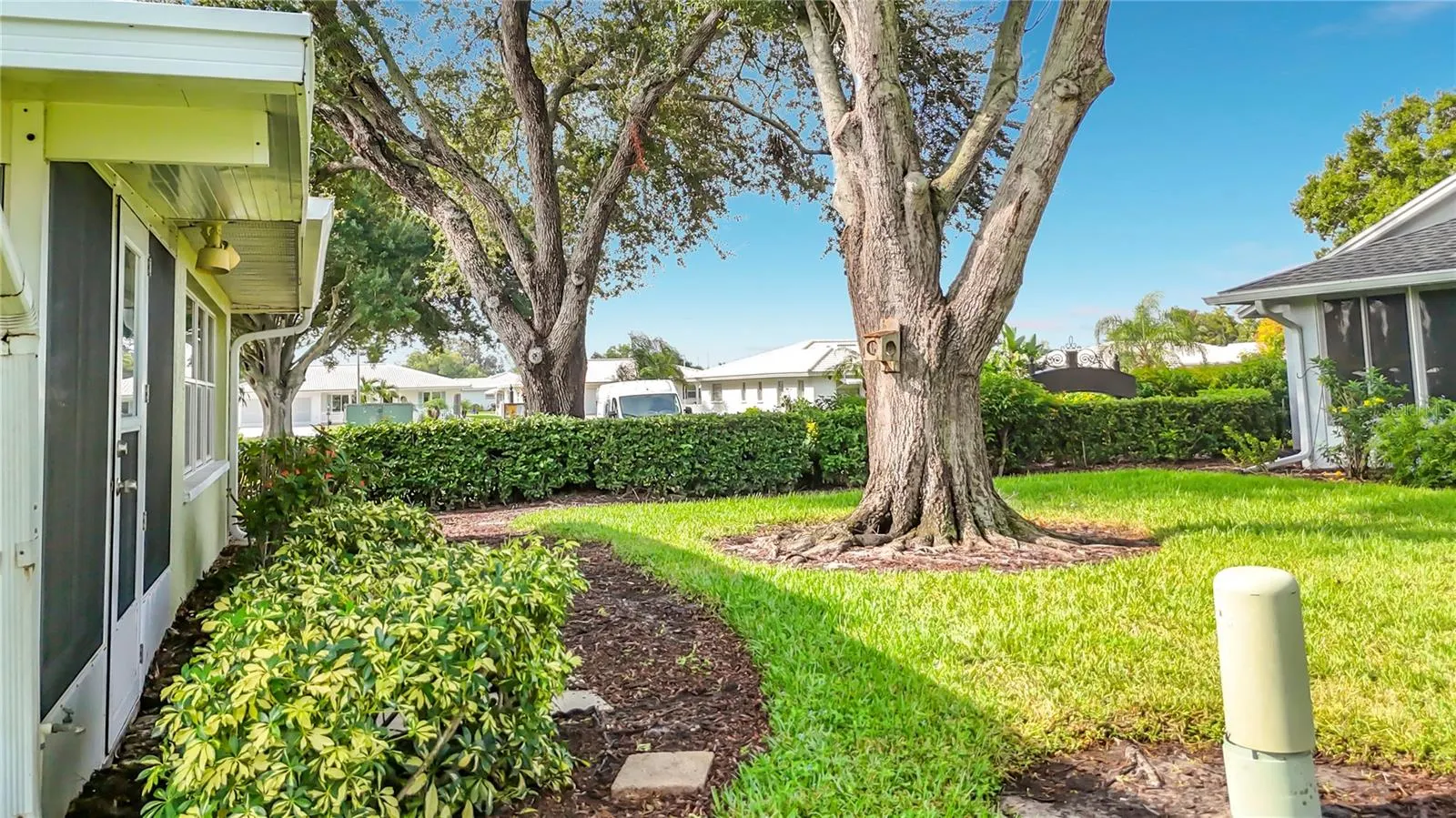 4547 FERN DR