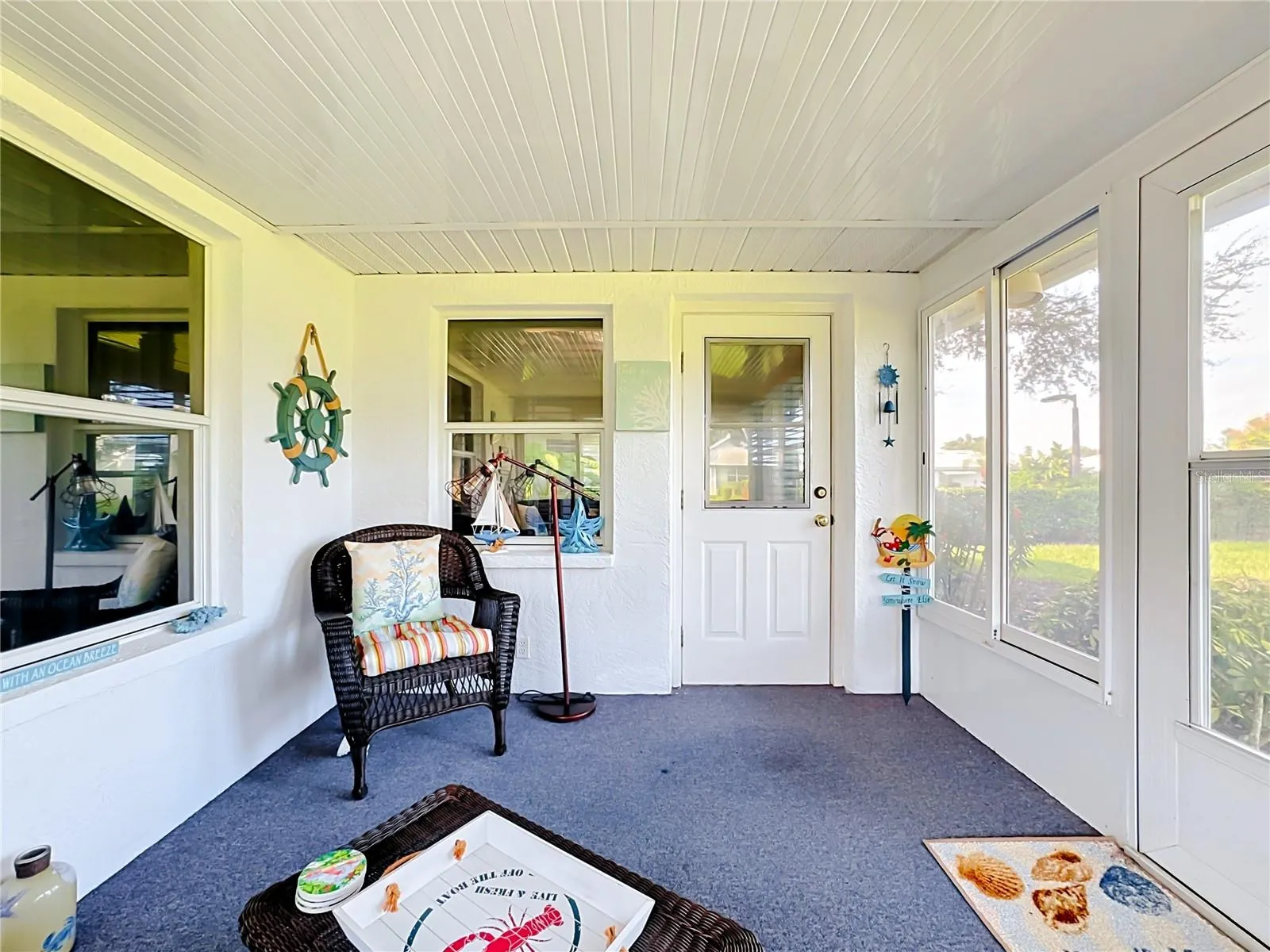 4547 FERN DR