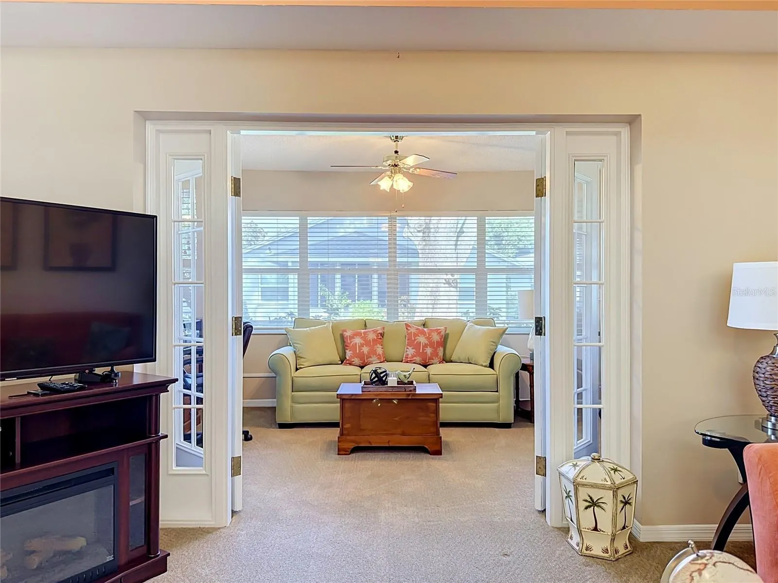 4547 FERN DR