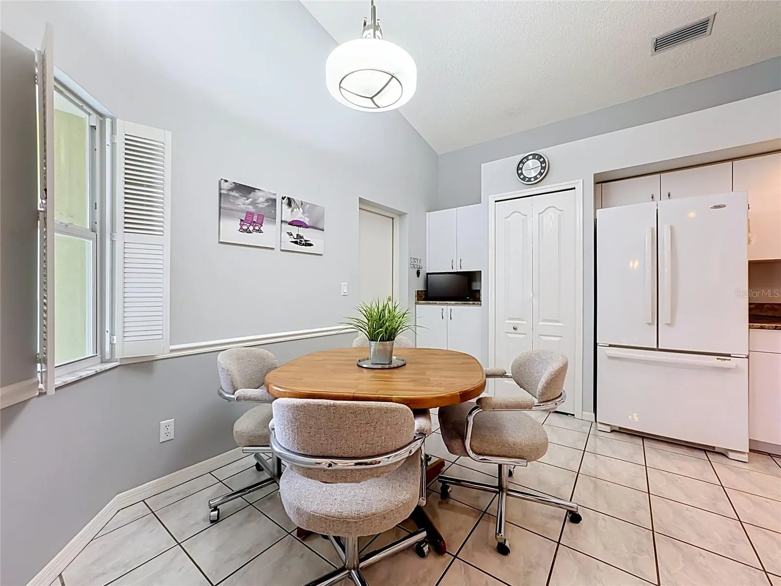 4547 FERN DR
