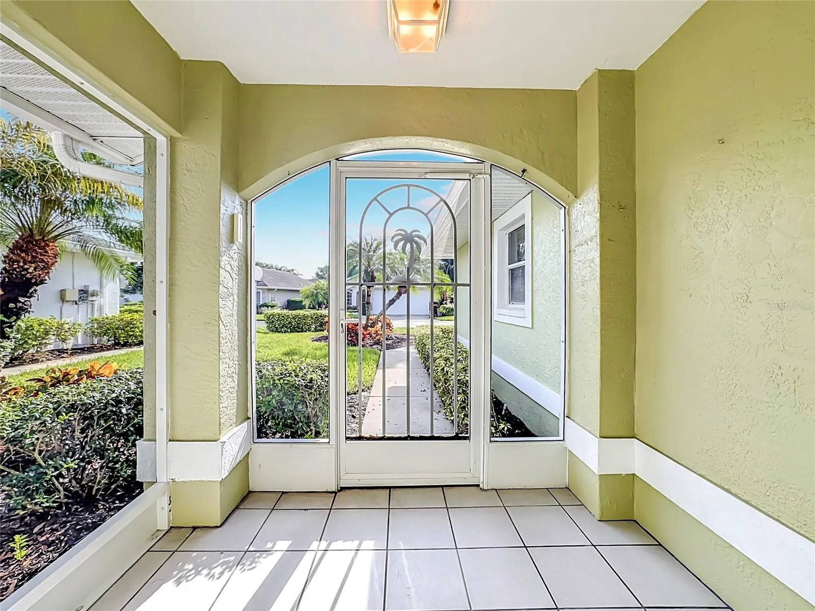 4547 FERN DR