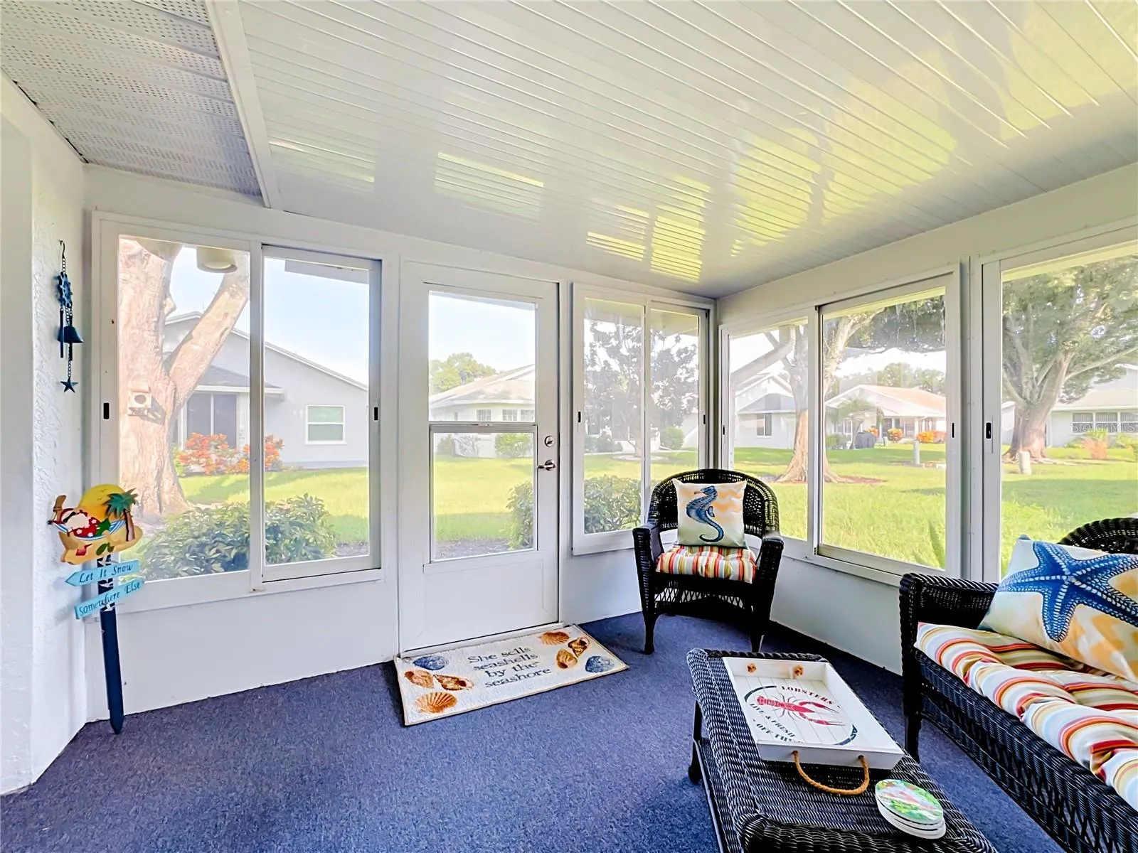 4547 FERN DR