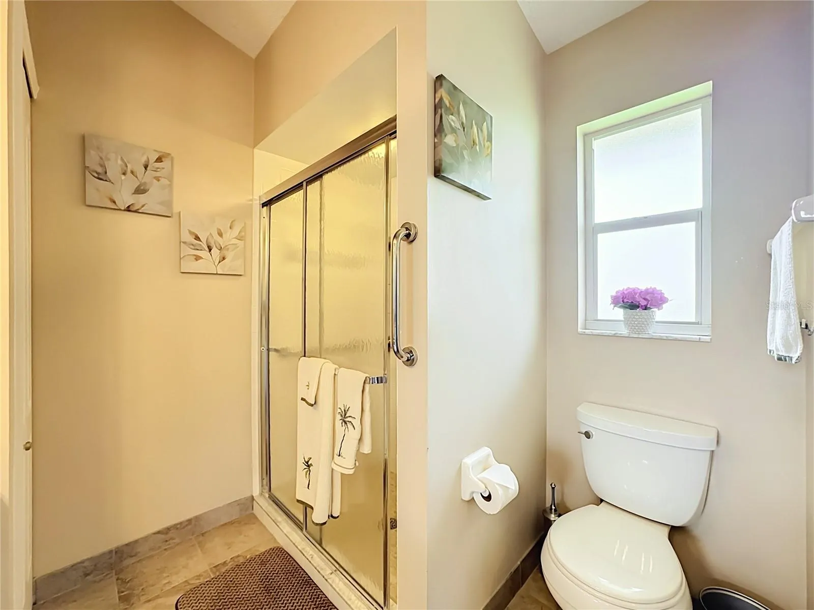 4547 FERN DR