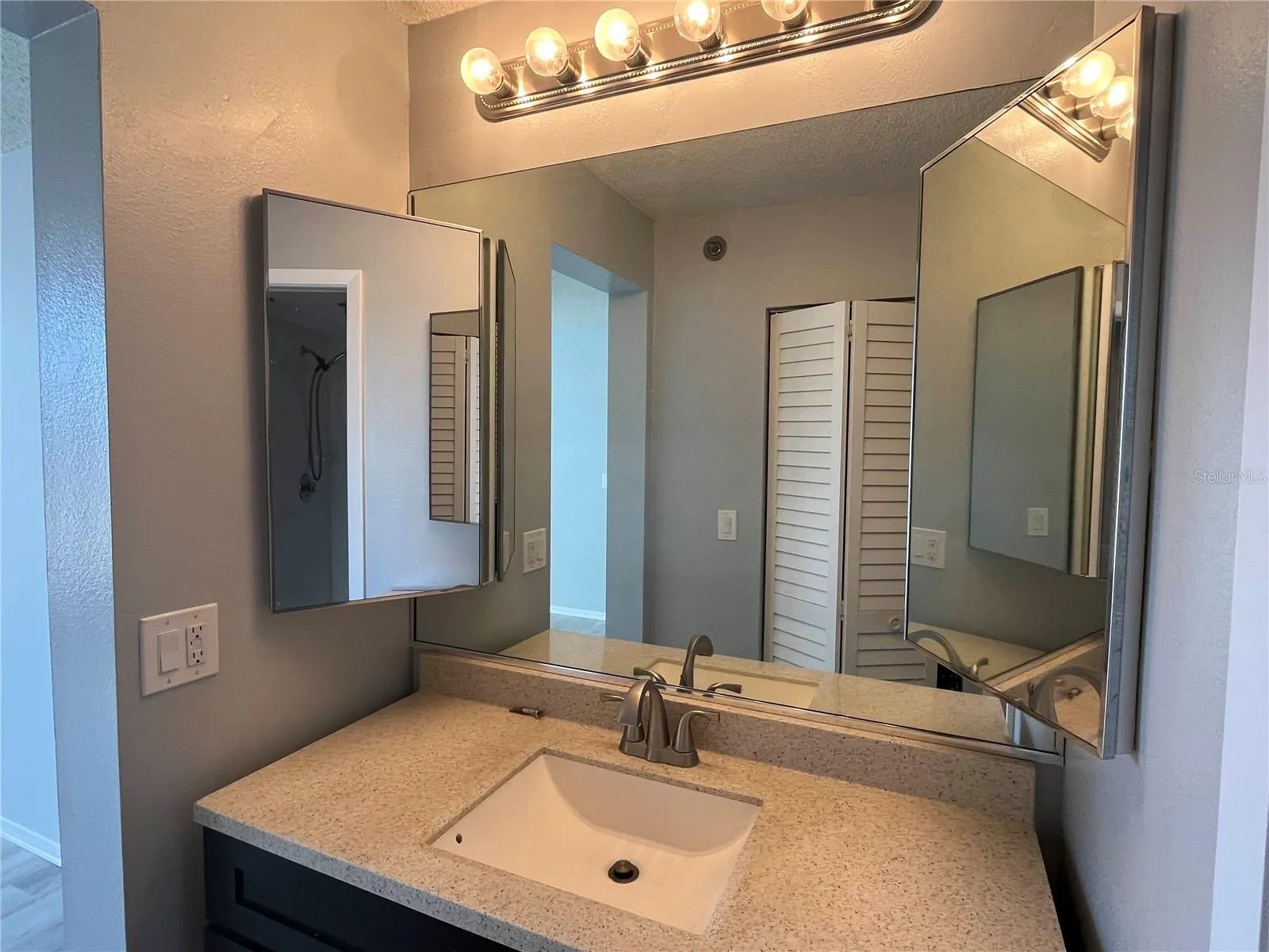 4460 FAIRWAYS BLVD #104 #104